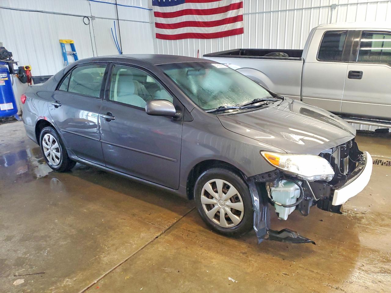 2011 Toyota Corolla Le Gray vin: JTDBU4EE5B9168255