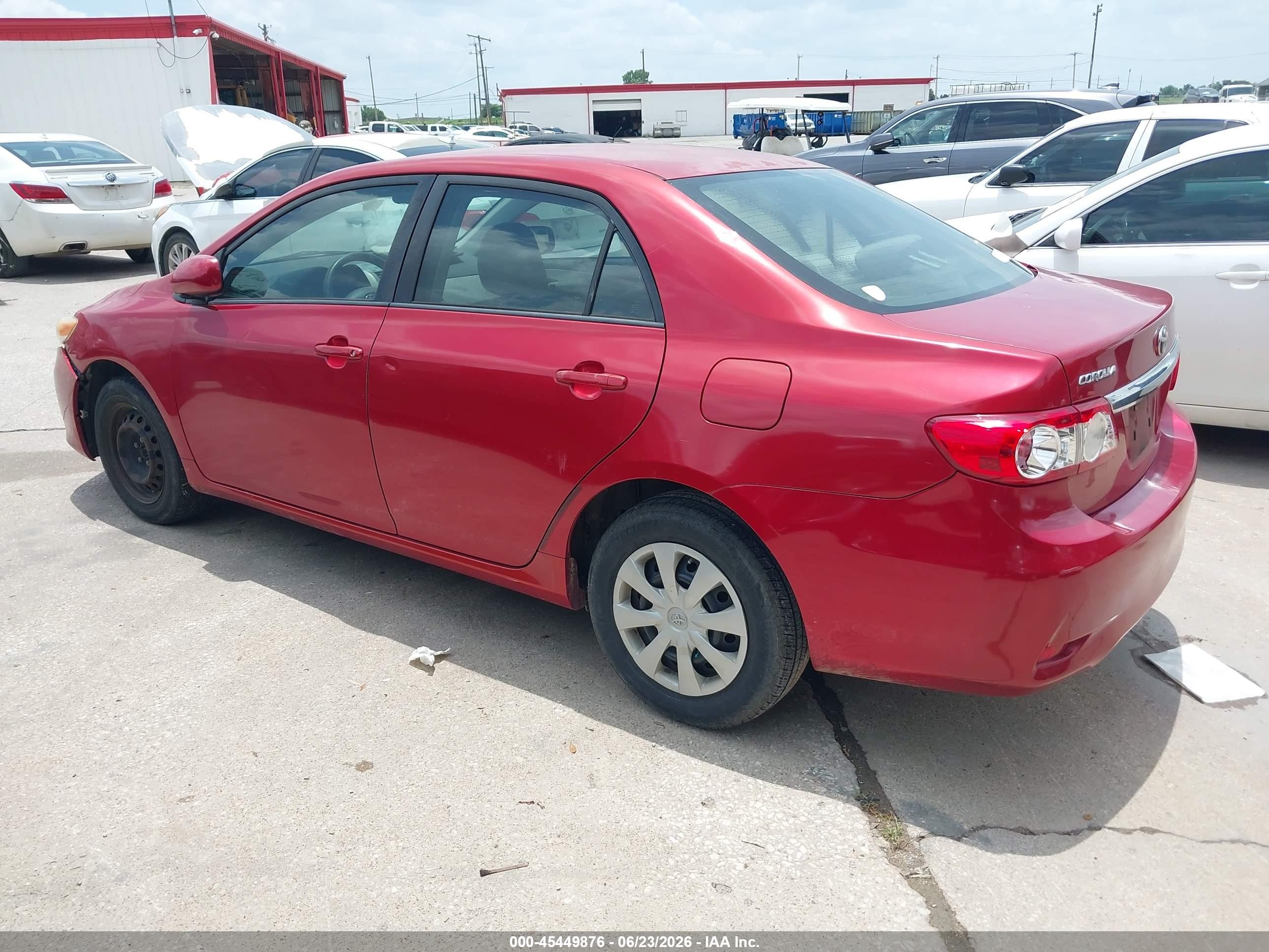 2011 Toyota Corolla Le Red vin: JTDBU4EE5BJ100276