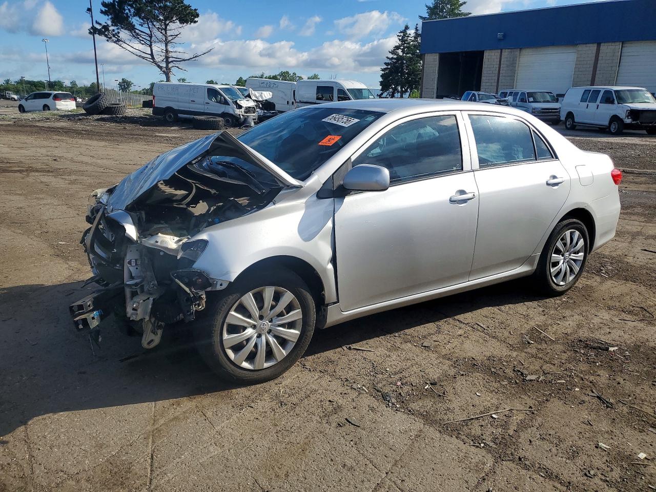 2012 Toyota Corolla Le Silver vin: JTDBU4EE5C9169911