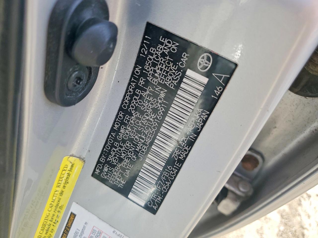 2012 Toyota Corolla Le Silver vin: JTDBU4EE5C9169911