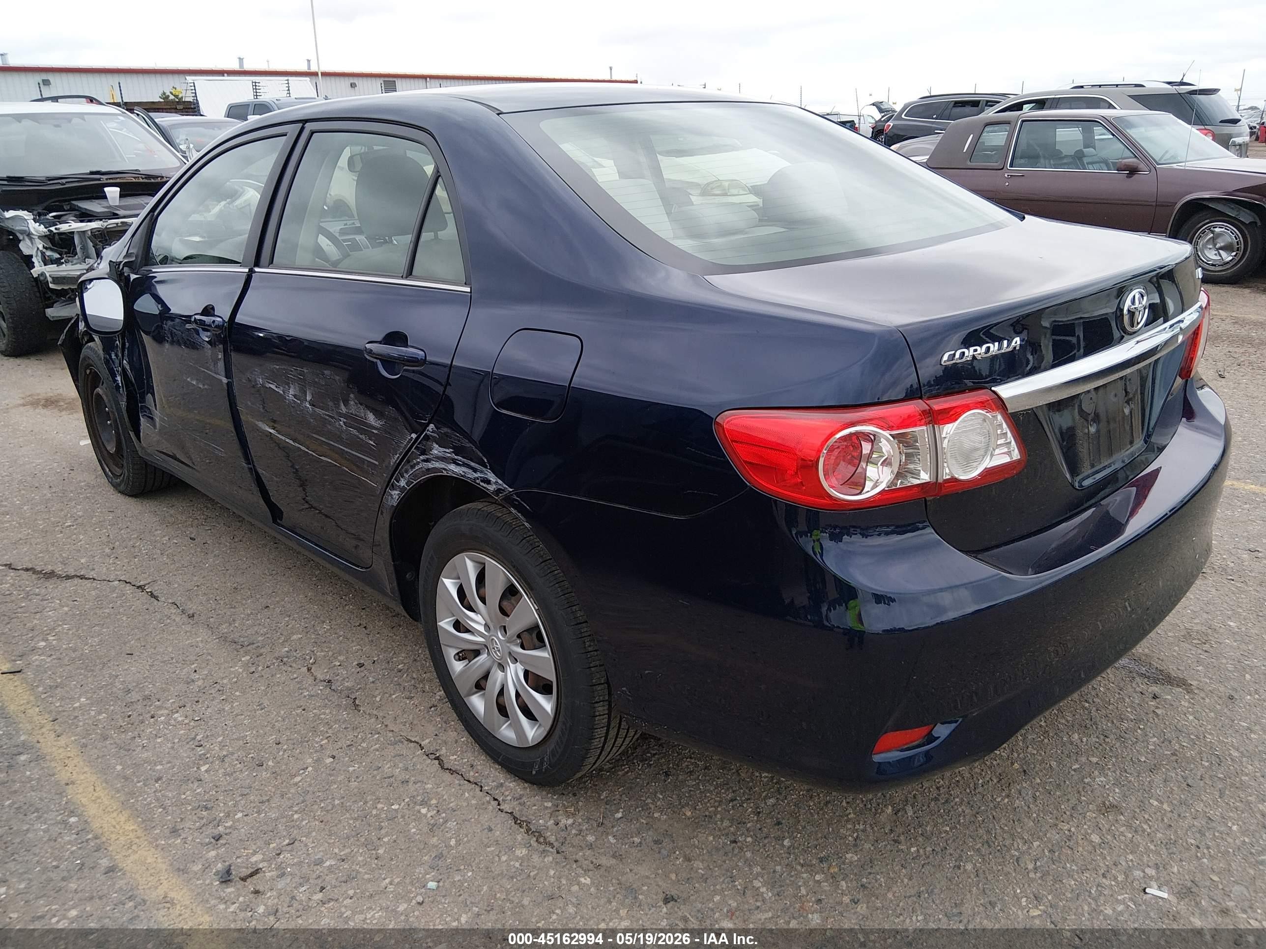 2013 Toyota Corolla Le Blue vin: JTDBU4EE5DJ115993