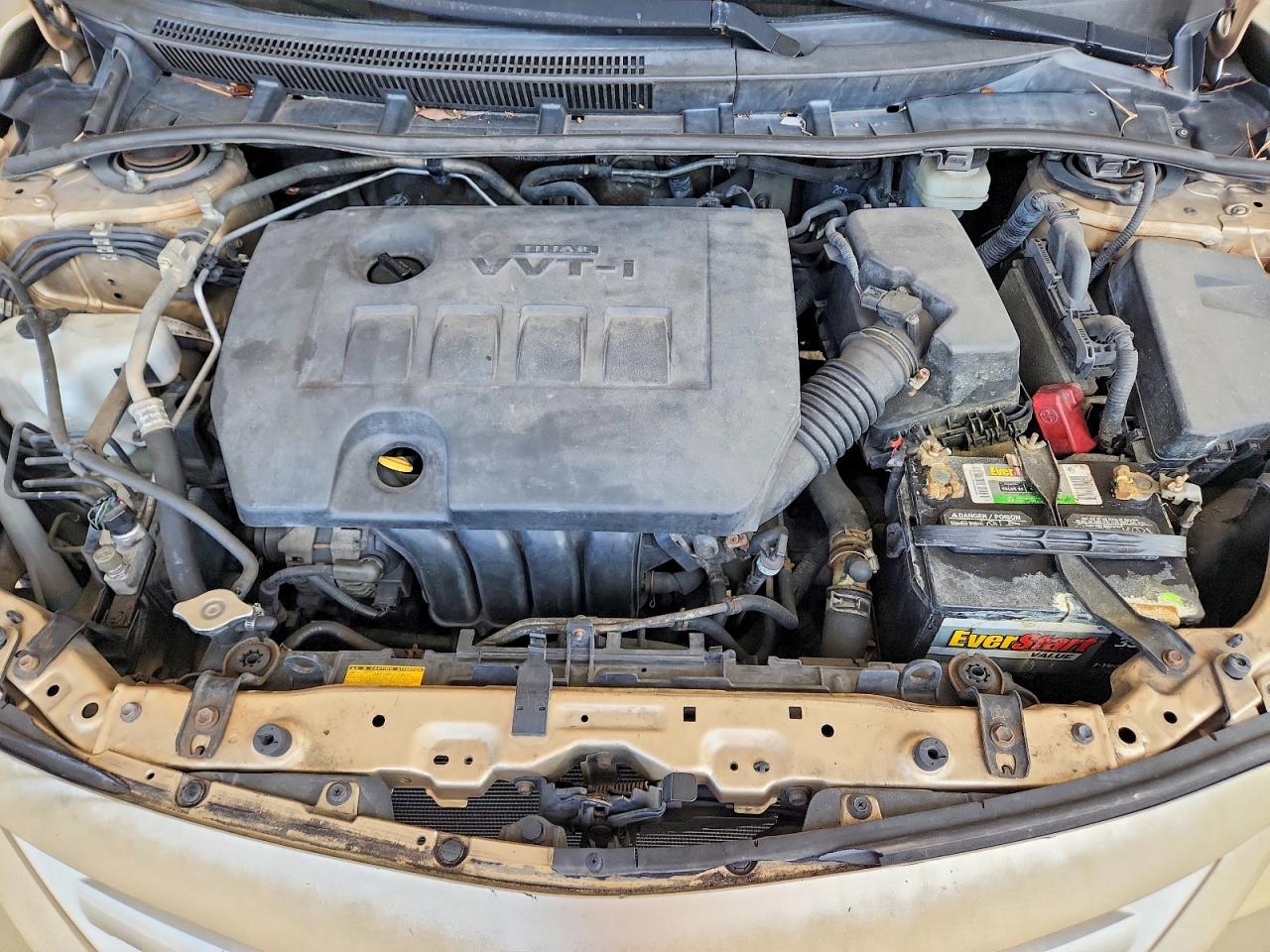 2013 Toyota Corolla L Gold vin: JTDBU4EE5DJ119235