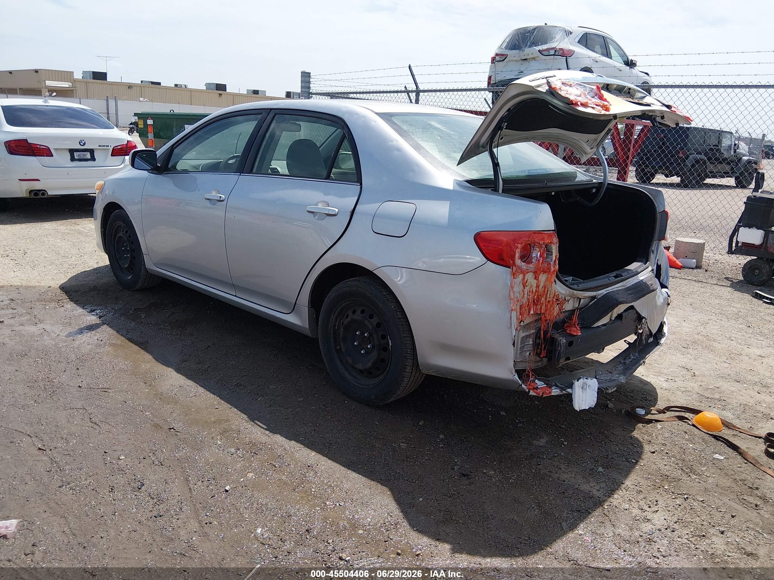 2013 Toyota Corolla Le Gray vin: JTDBU4EE5DJ120711
