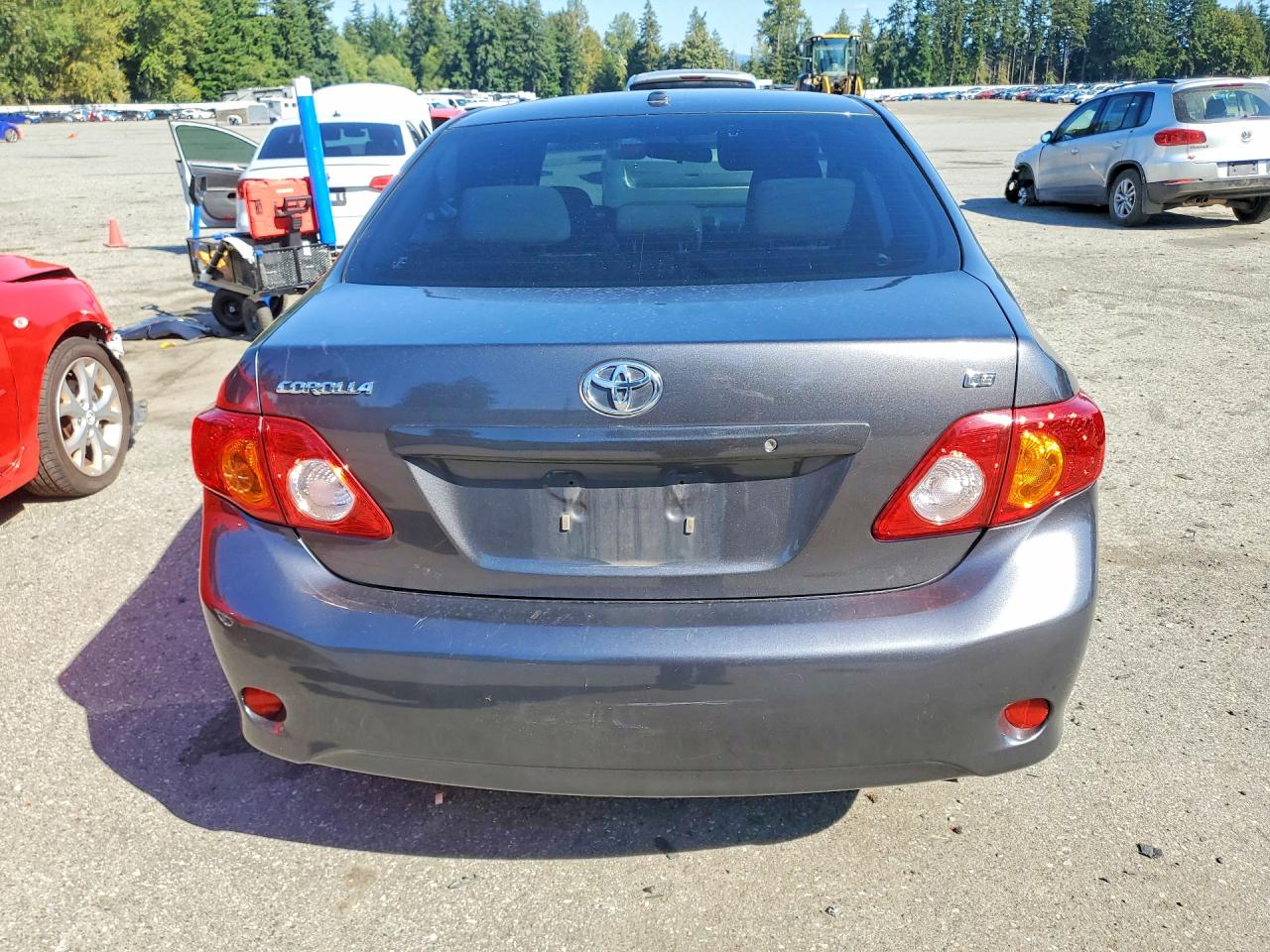 2010 Toyota Corolla Le Gray vin: JTDBU4EE6AJ059574