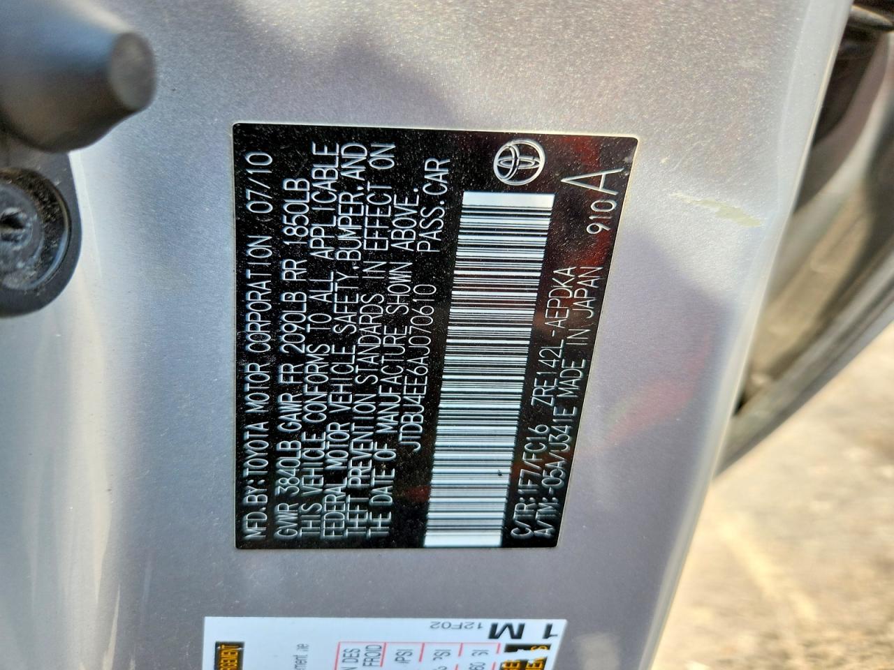 2010 Toyota Corolla Le Silver vin: JTDBU4EE6AJ070610