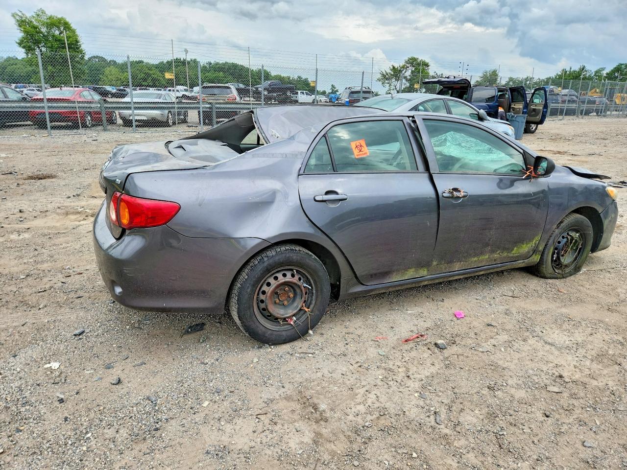 2010 Toyota Corolla Le Gray vin: JTDBU4EE6AJ077766