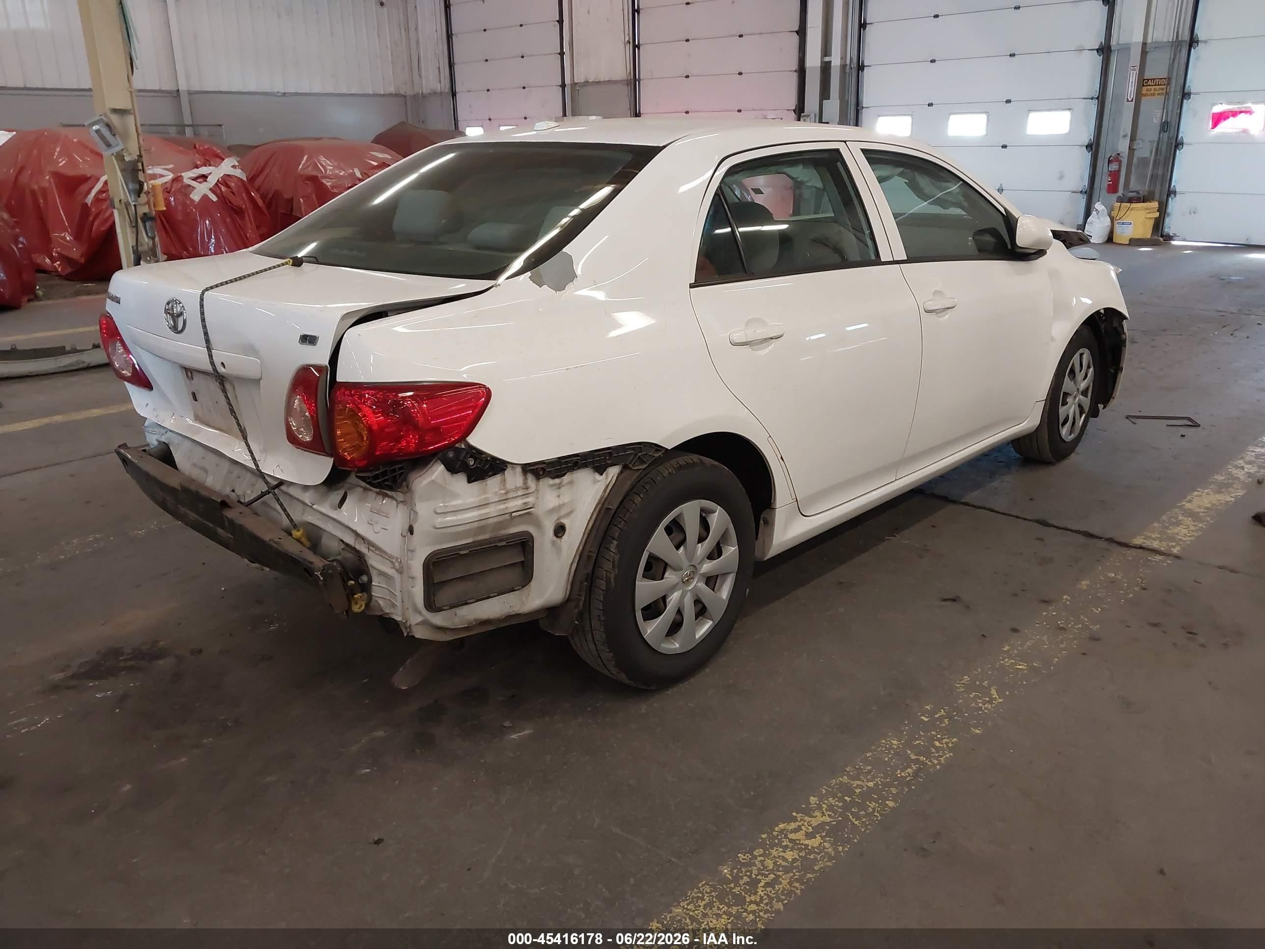 2010 Toyota Corolla Le White vin: JTDBU4EE6AJ079131