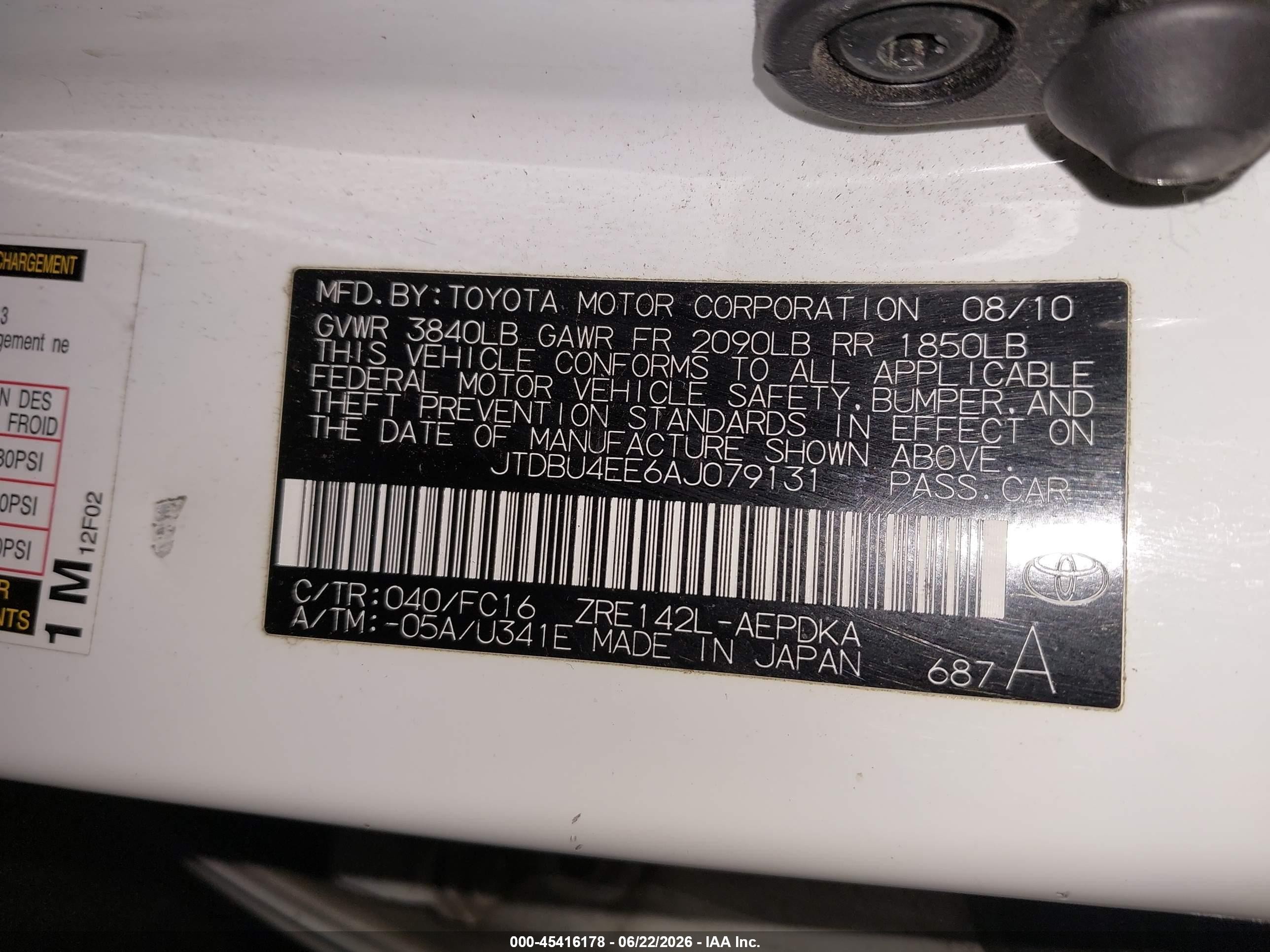 2010 Toyota Corolla Le White vin: JTDBU4EE6AJ079131