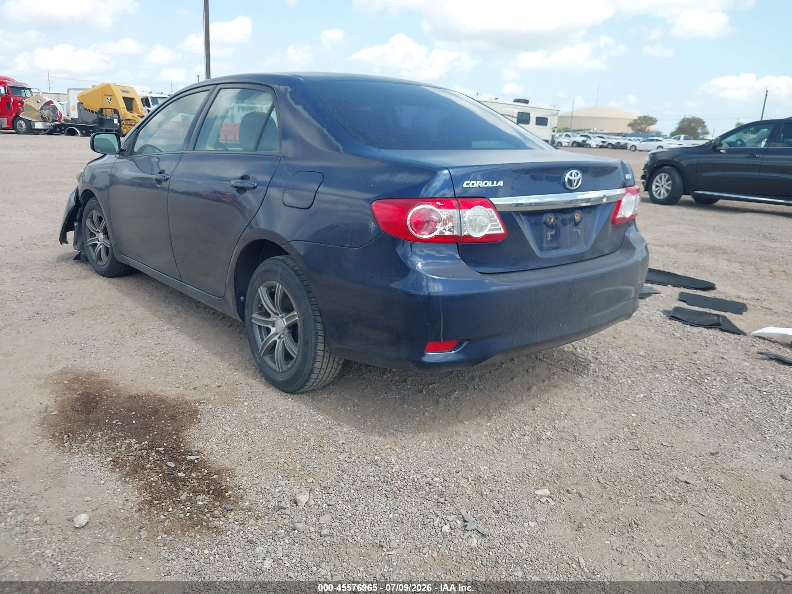 2011 Toyota Corolla Le Blue vin: JTDBU4EE6B9125026