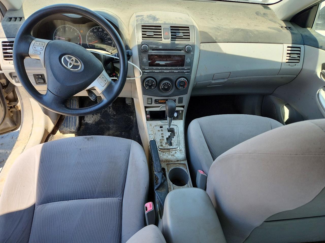 2011 Toyota Corolla Le Gray vin: JTDBU4EE6B9139217