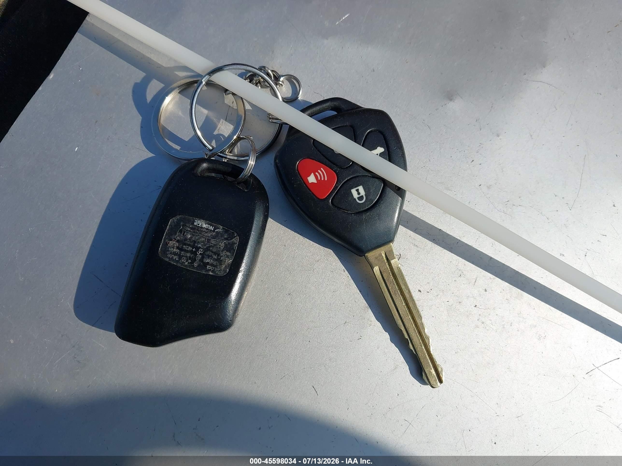 2011 Toyota Corolla Le Серый vin: JTDBU4EE6B9148113
