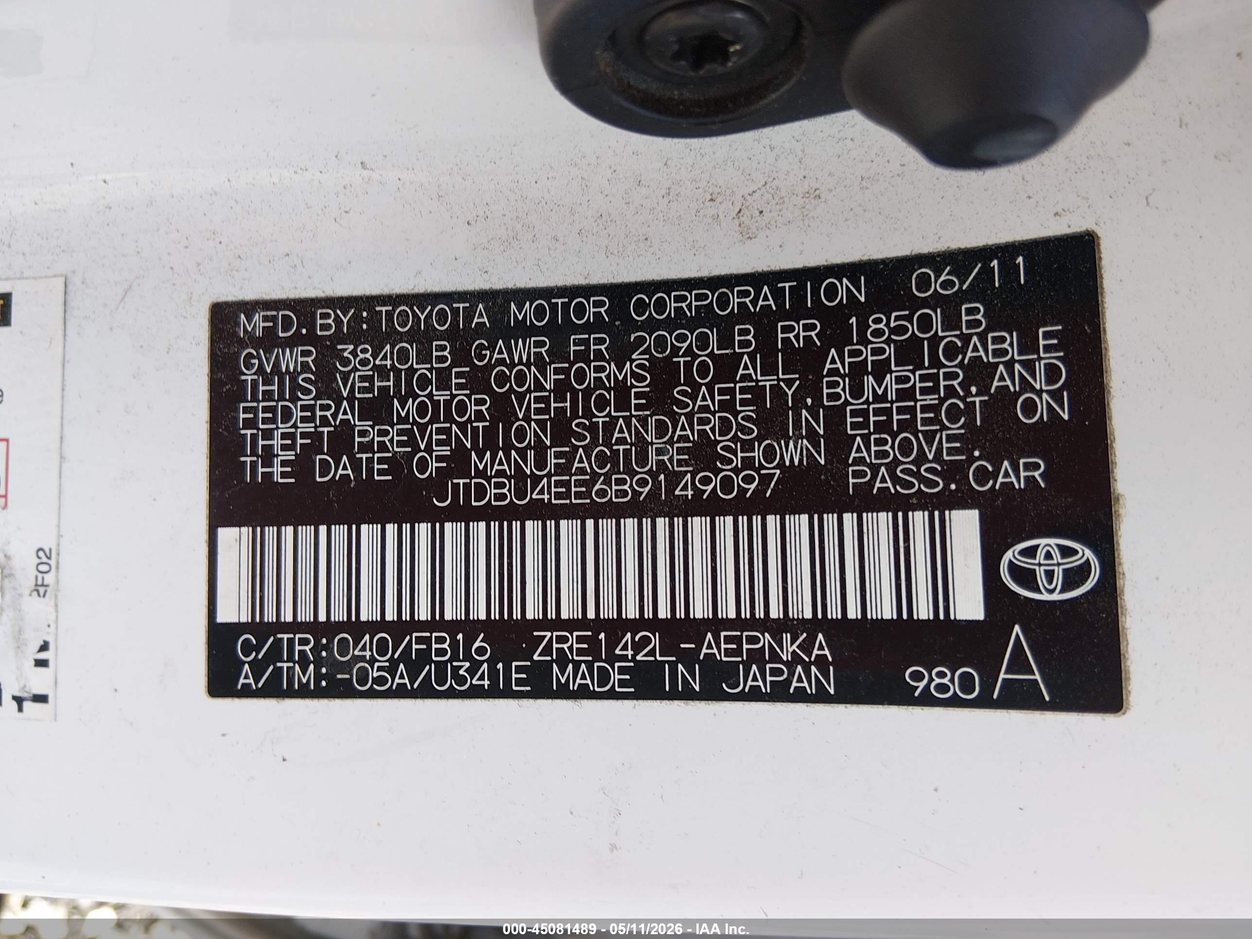 2011 Toyota Corolla Le White vin: JTDBU4EE6B9149097