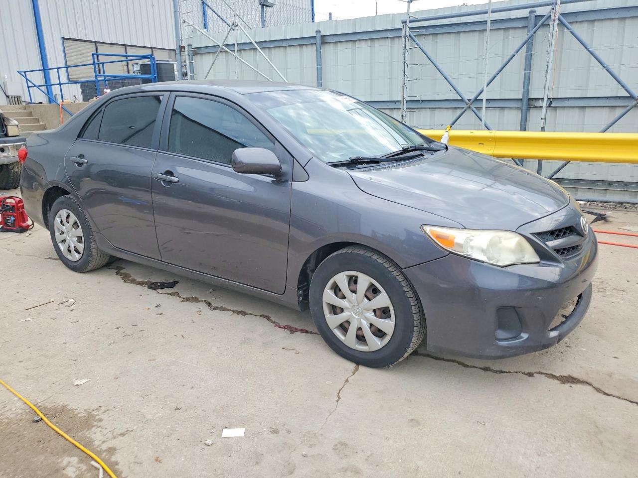 2011 Toyota Corolla Le Gray vin: JTDBU4EE6B9149178