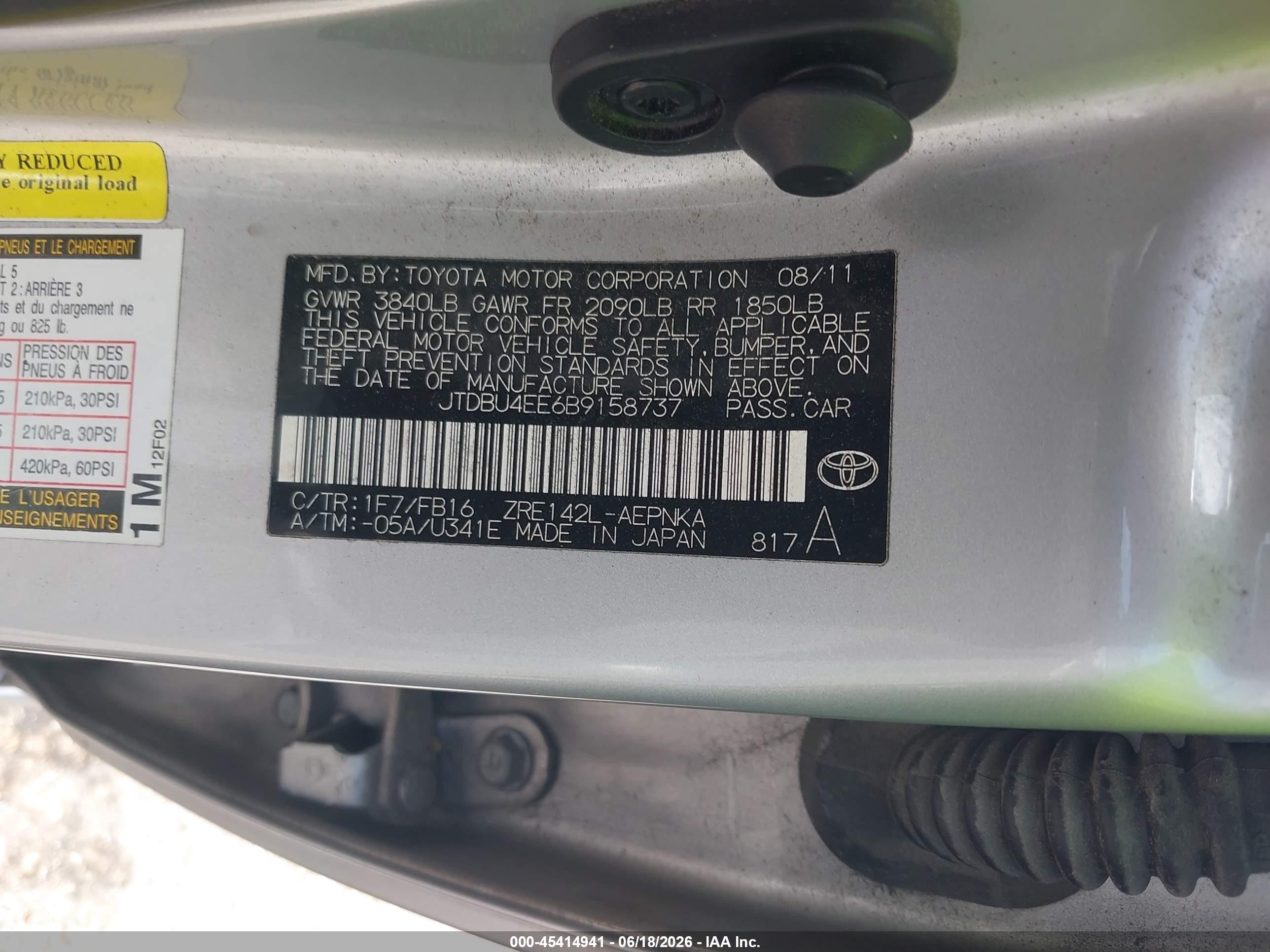 2011 Toyota Corolla Le Silver vin: JTDBU4EE6B9158737