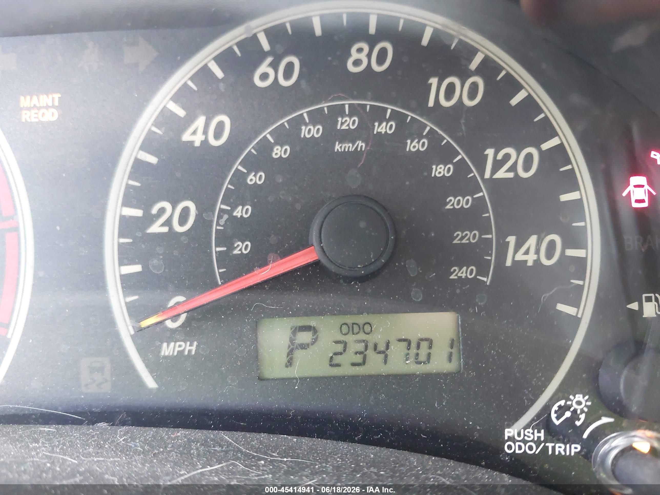 2011 Toyota Corolla Le Silver vin: JTDBU4EE6B9158737