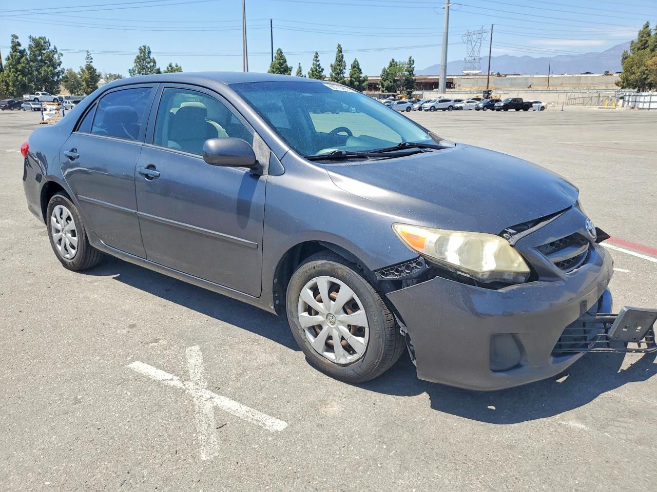 2011 Toyota Corolla Le Gray vin: JTDBU4EE6B9160472