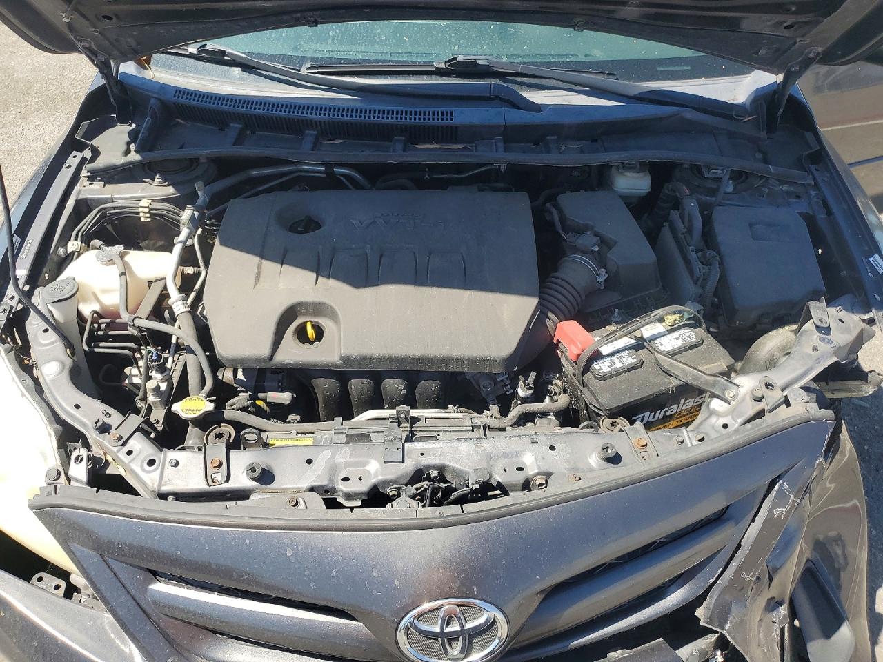 2011 Toyota Corolla Le Gray vin: JTDBU4EE6B9160472