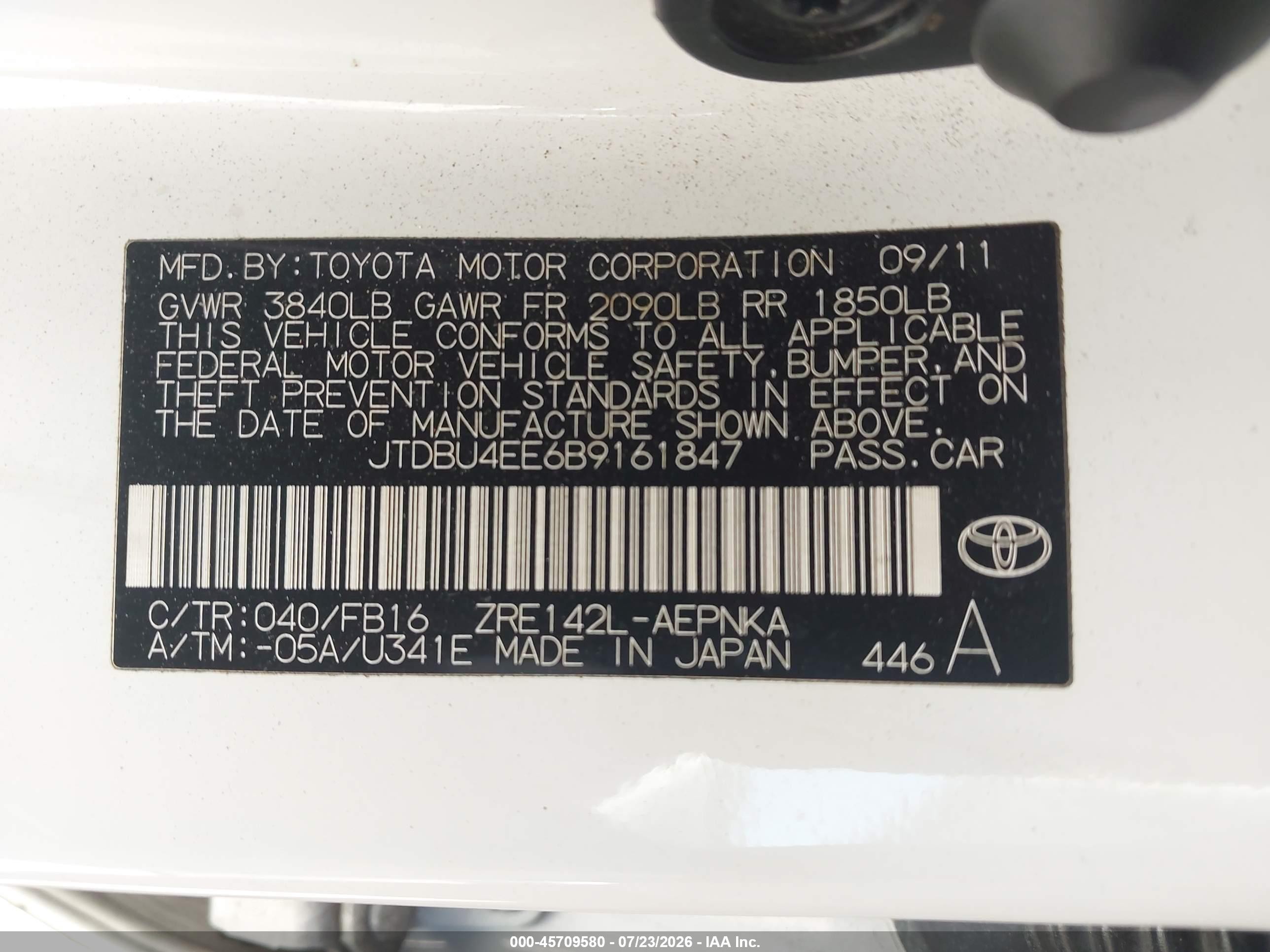 2011 Toyota Corolla Le White vin: JTDBU4EE6B9161847