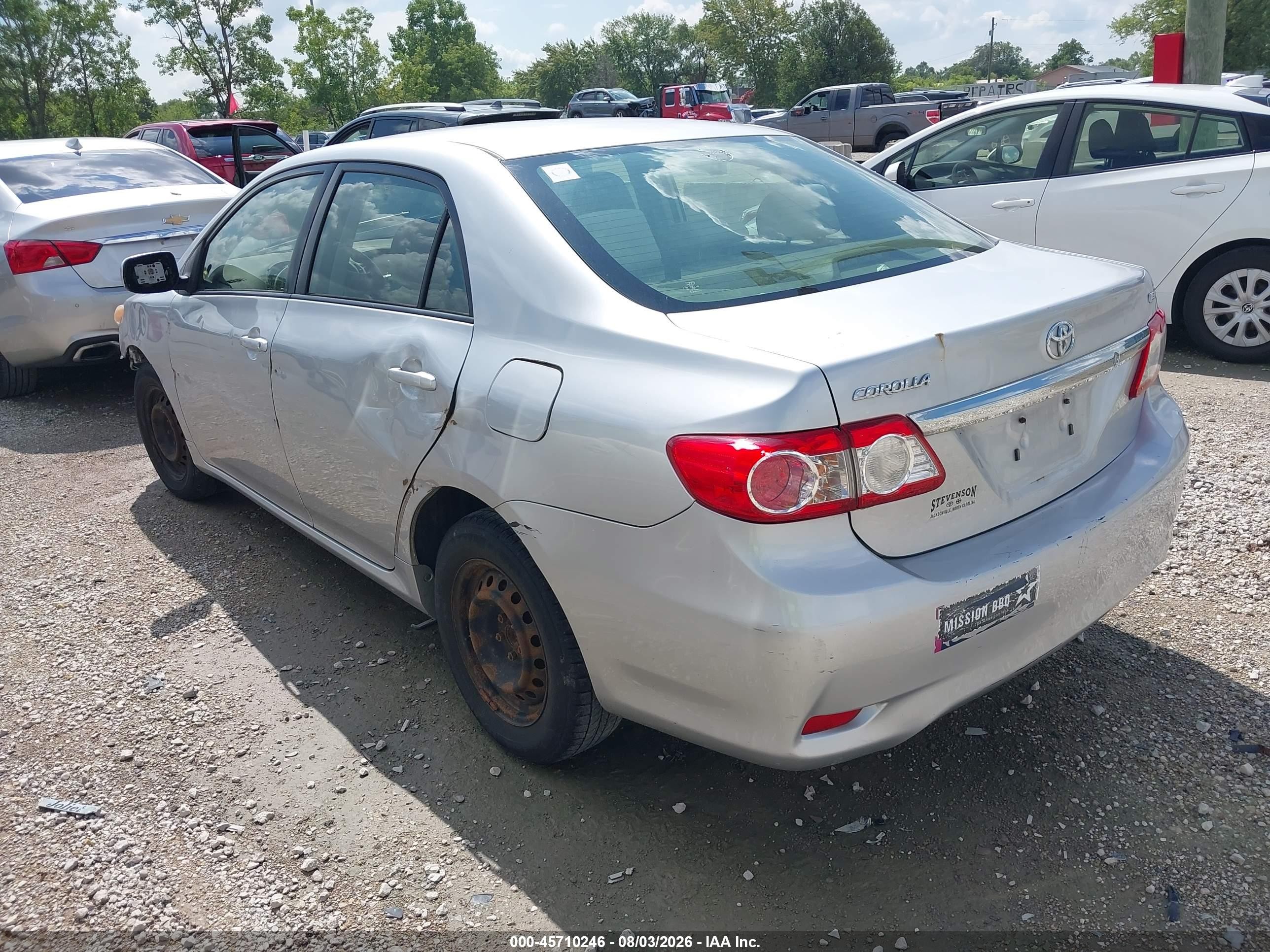 2011 Toyota Corolla Le Silver vin: JTDBU4EE6B9169138