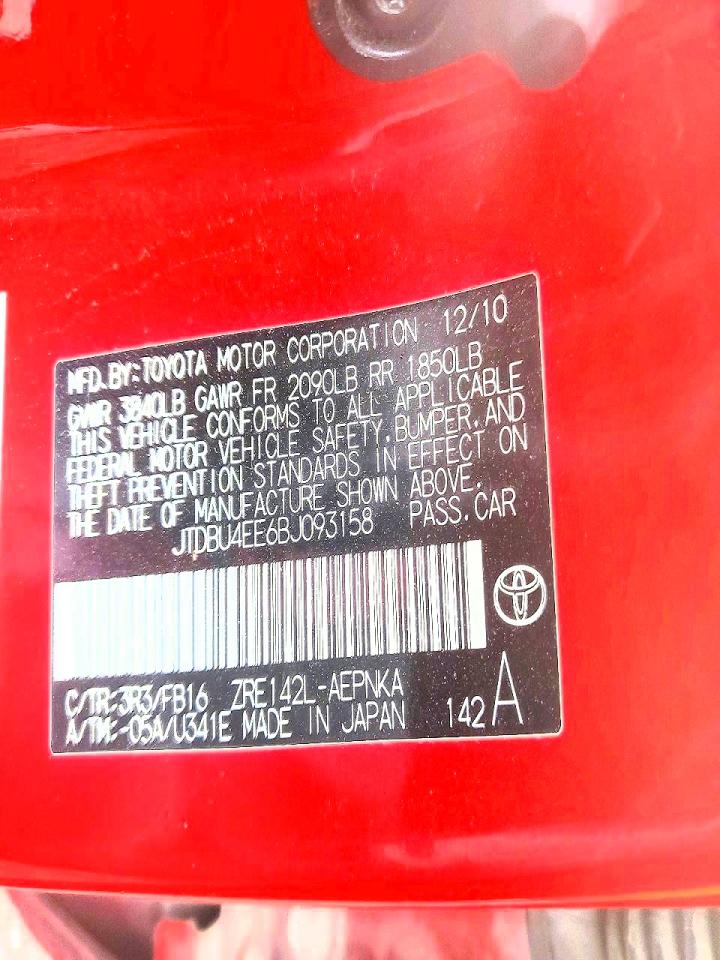 2011 Toyota Corolla Le Red vin: JTDBU4EE6BJ093158