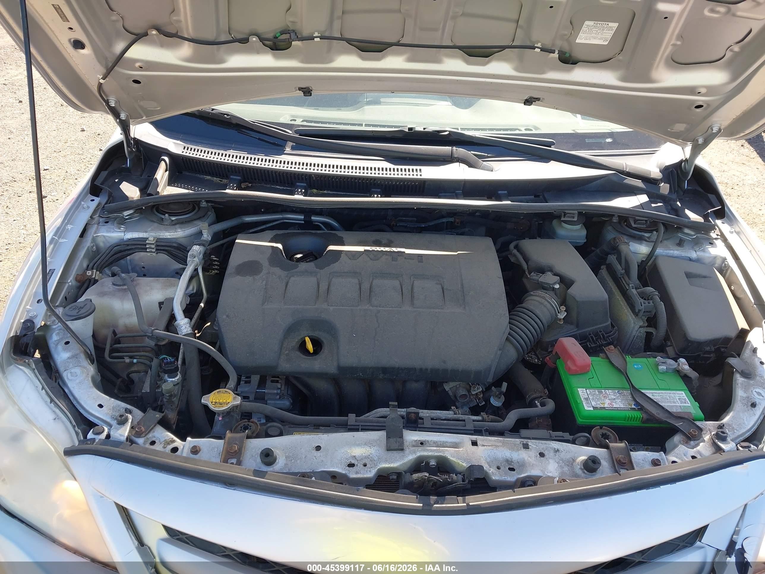 2011 Toyota Corolla Le Silver vin: JTDBU4EE6BJ095654
