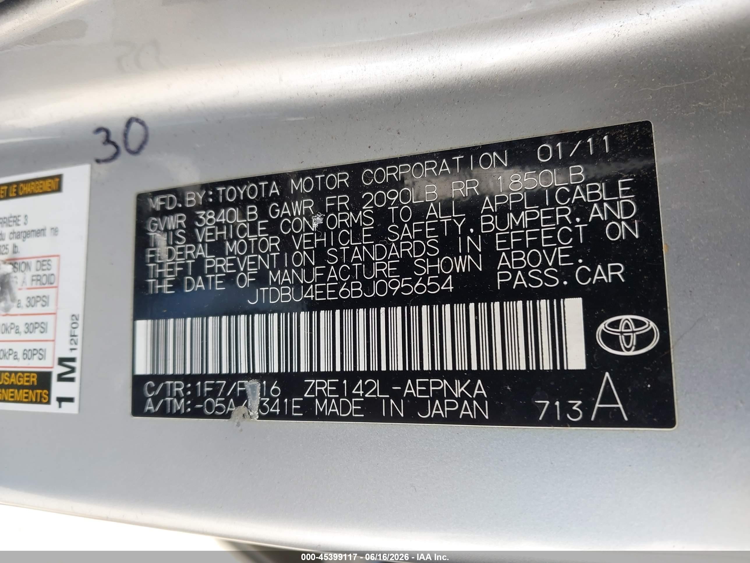 2011 Toyota Corolla Le Silver vin: JTDBU4EE6BJ095654