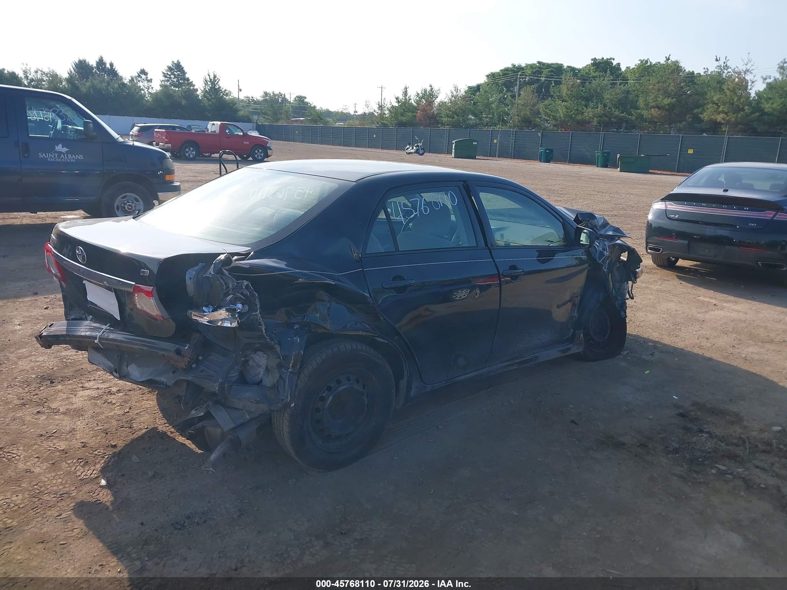 2011 Toyota Corolla Le Gray vin: JTDBU4EE6BJ100383