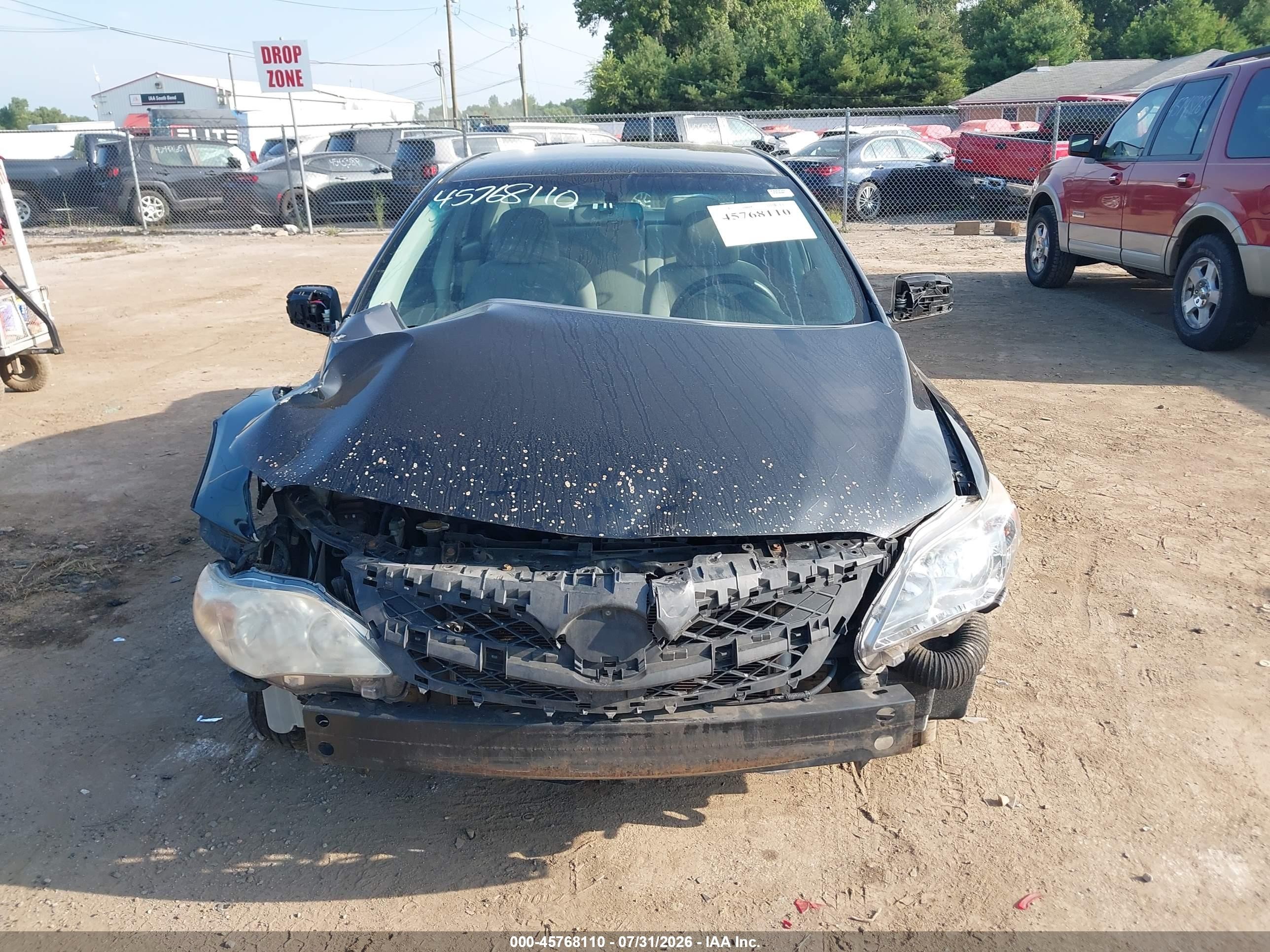 2011 Toyota Corolla Le Gray vin: JTDBU4EE6BJ100383
