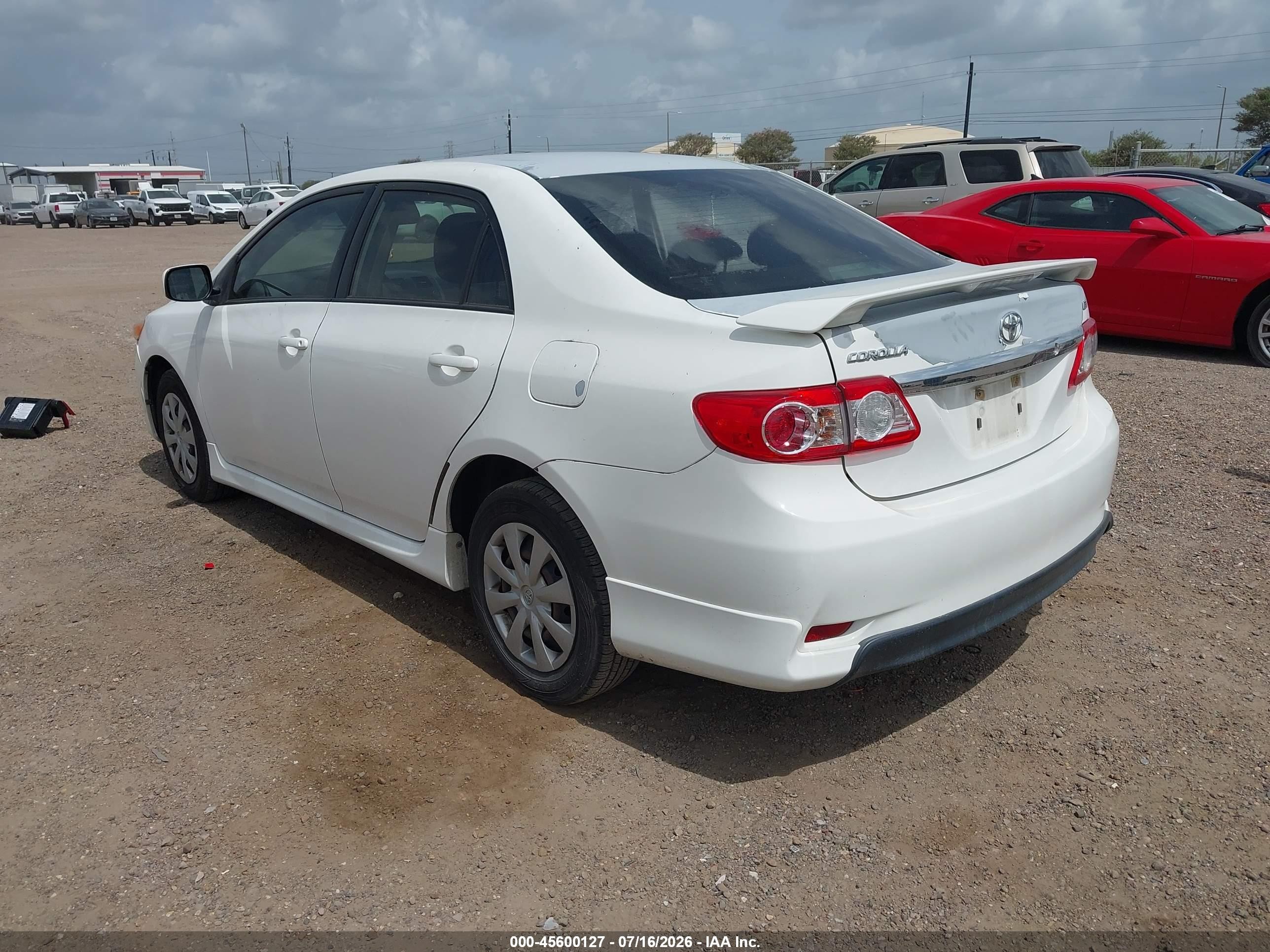 2011 Toyota Corolla Le Белый vin: JTDBU4EE6BJ108015