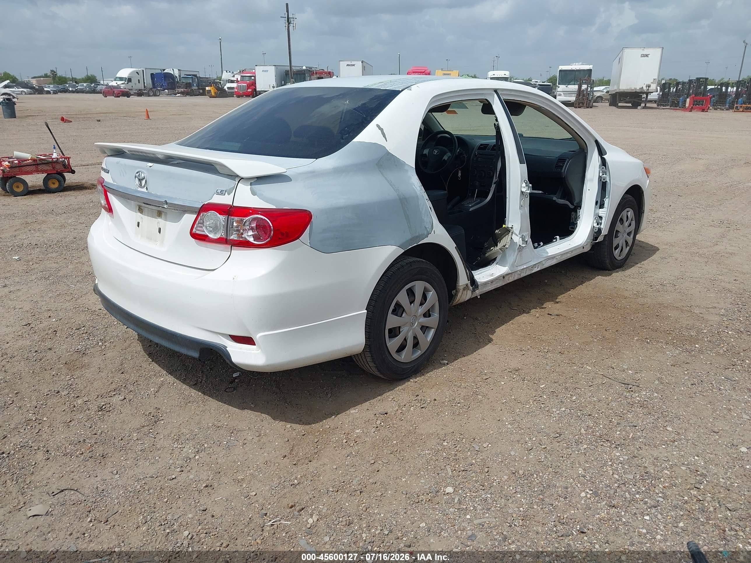 2011 Toyota Corolla Le Белый vin: JTDBU4EE6BJ108015
