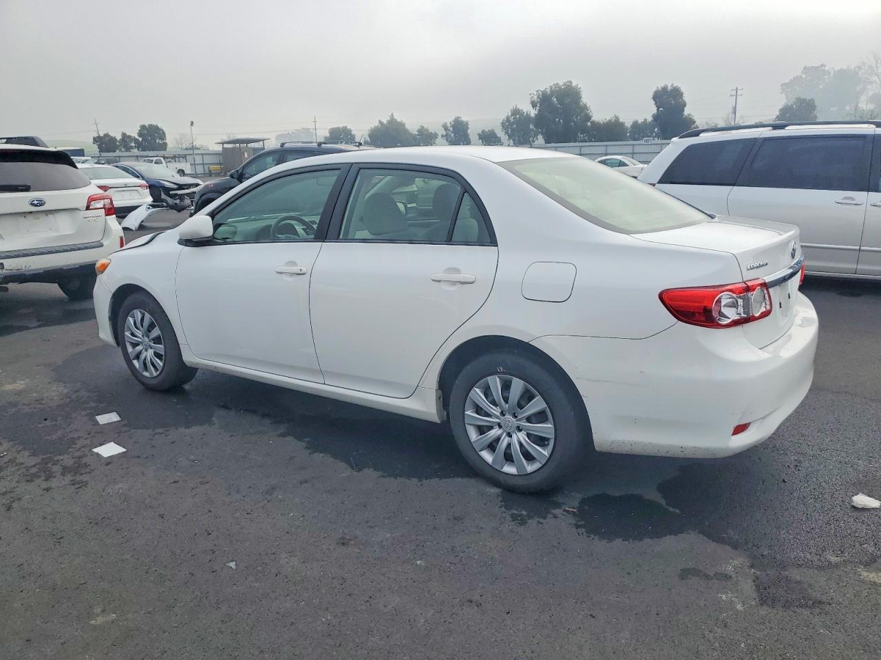 2012 Toyota Corolla Base White vin: JTDBU4EE6C9175930