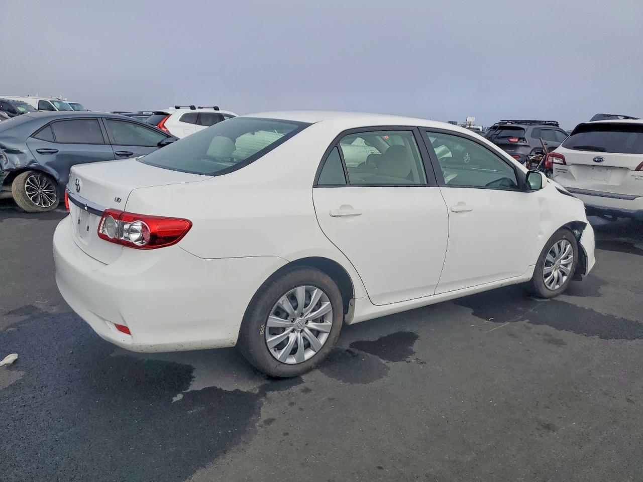 2012 Toyota Corolla Base White vin: JTDBU4EE6C9175930