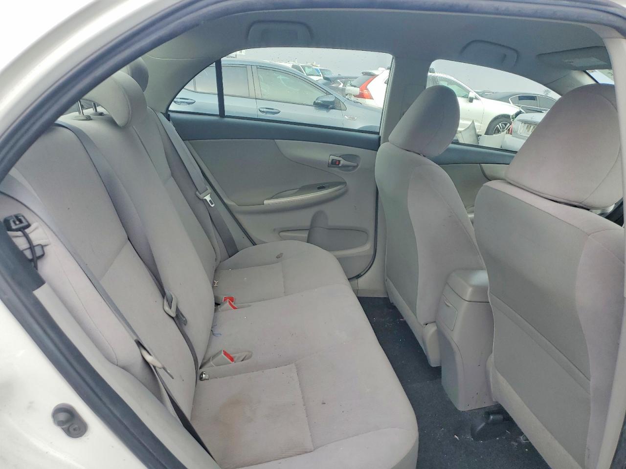 2012 Toyota Corolla Base White vin: JTDBU4EE6C9175930