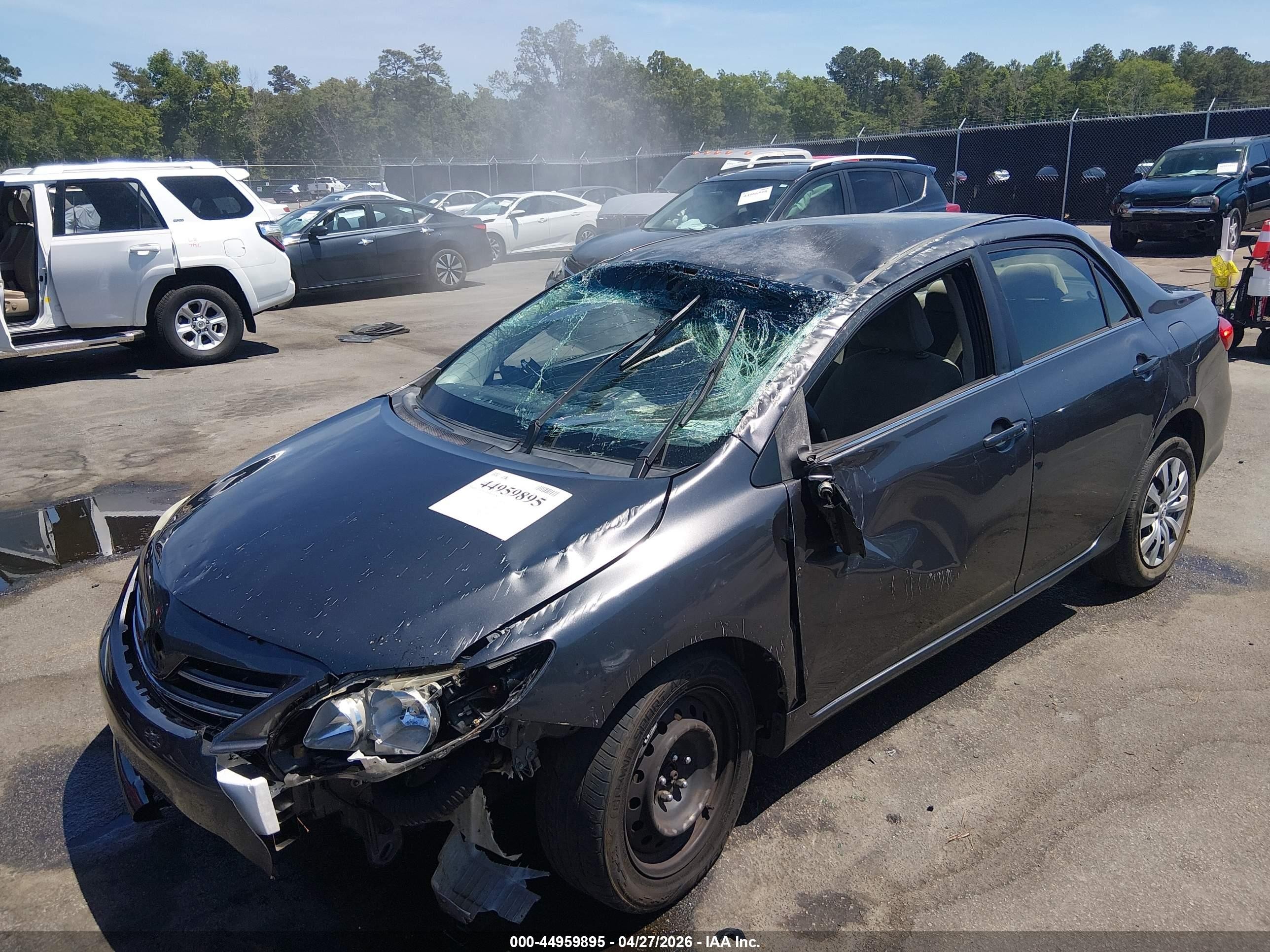 2013 Toyota Corolla Le Gray vin: JTDBU4EE6DJ115484
