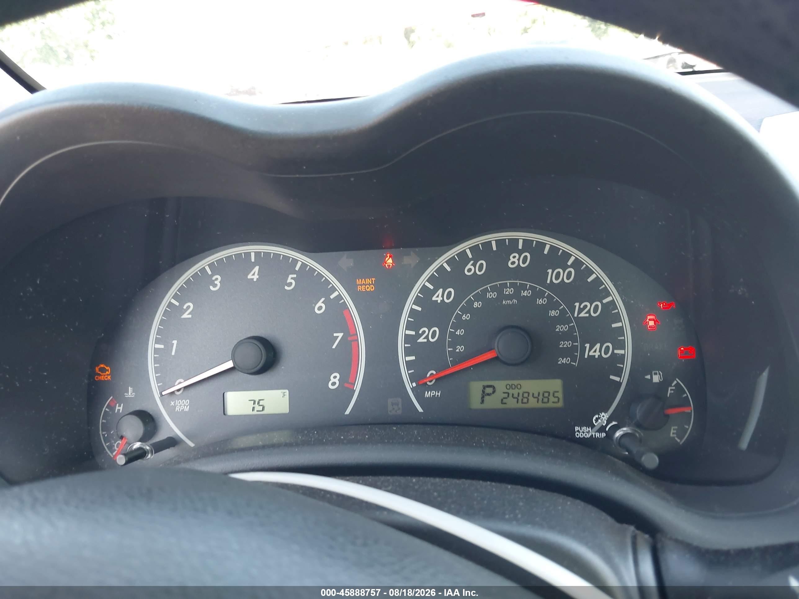2013 Toyota Corolla Le Red vin: JTDBU4EE6DJ117610