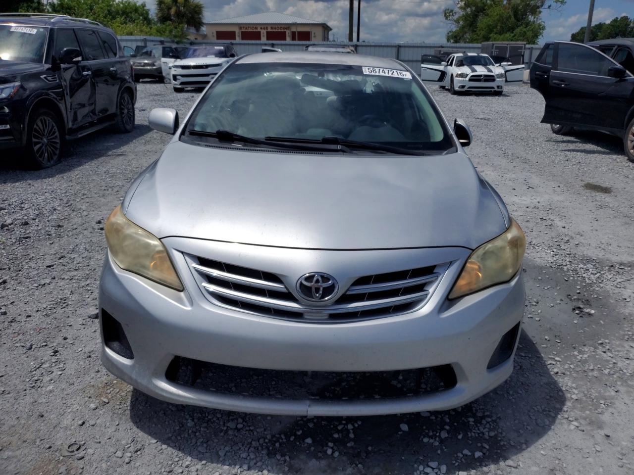 2013 Toyota Corolla Le Silver vin: JTDBU4EE6DJ122371