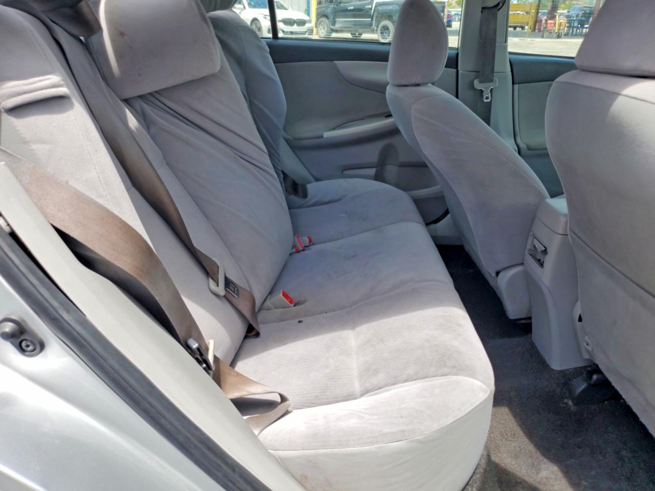 2013 Toyota Corolla Le Silver vin: JTDBU4EE6DJ122371