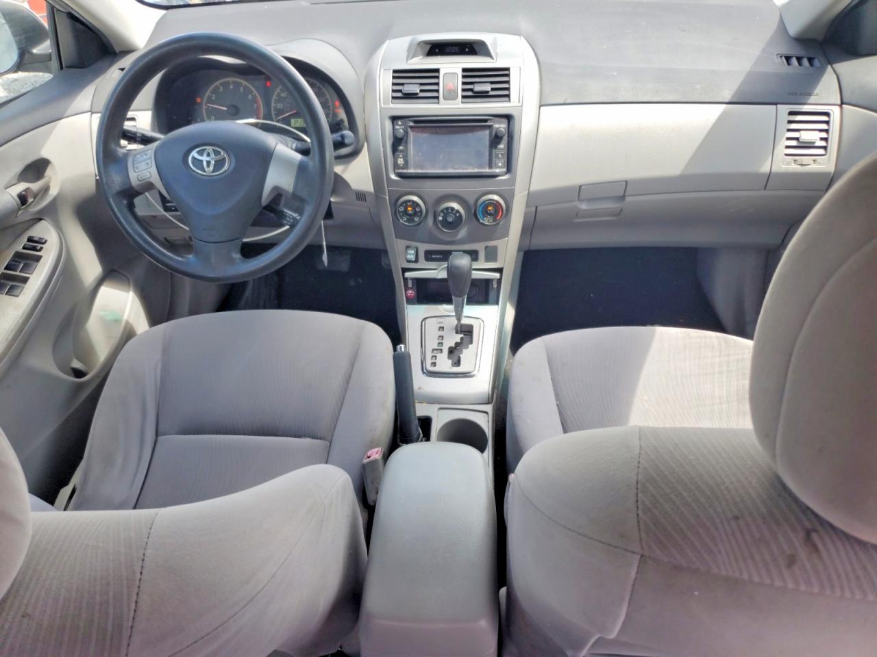 2013 Toyota Corolla Le Silver vin: JTDBU4EE6DJ122371