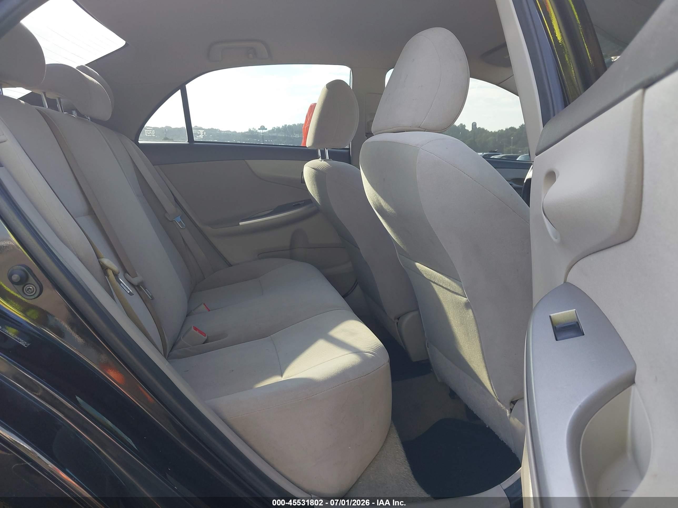2010 Toyota Corolla Le Черный vin: JTDBU4EE7A9095257
