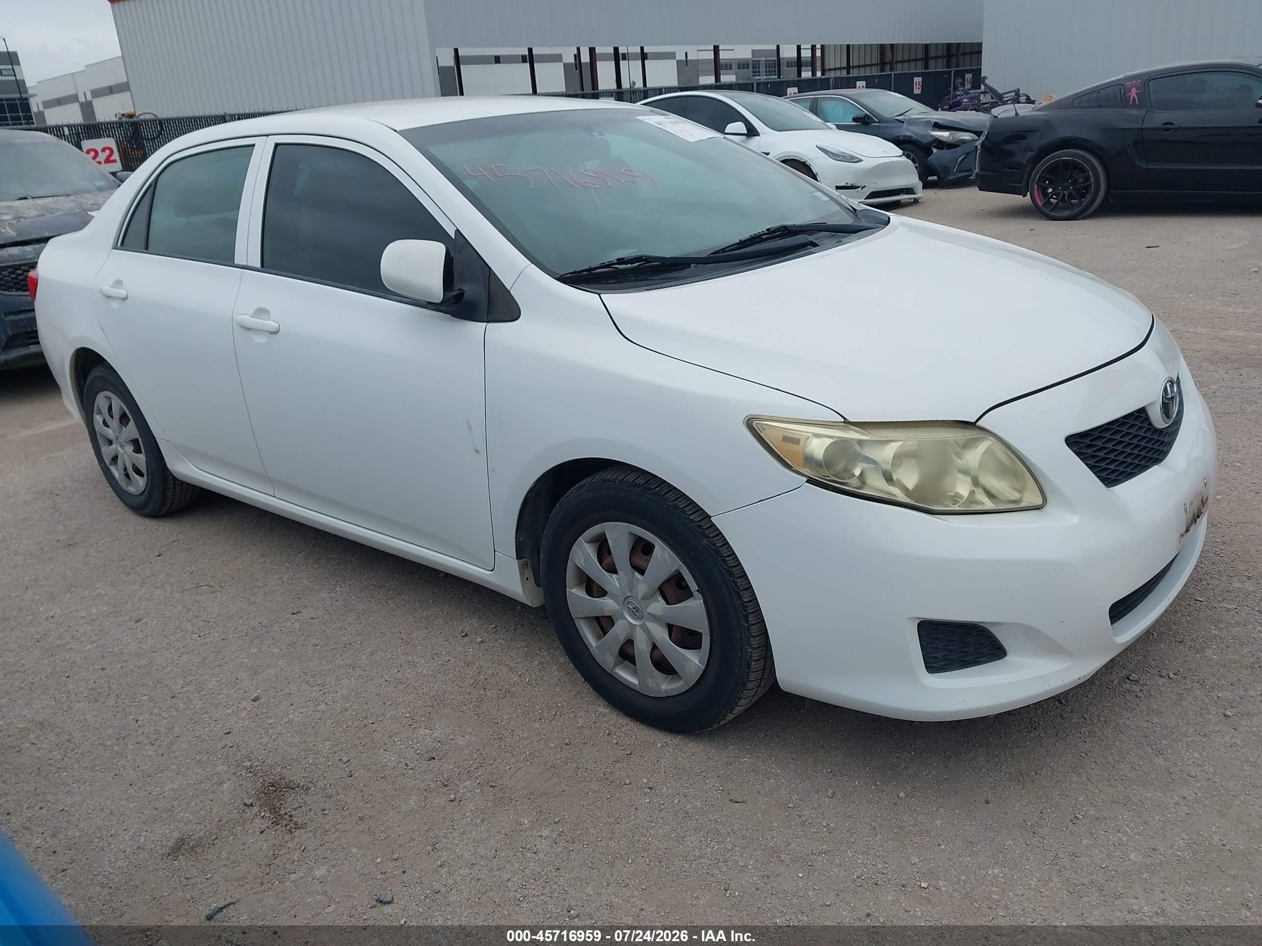 2010 Toyota Corolla Le White vin: JTDBU4EE7A9098787