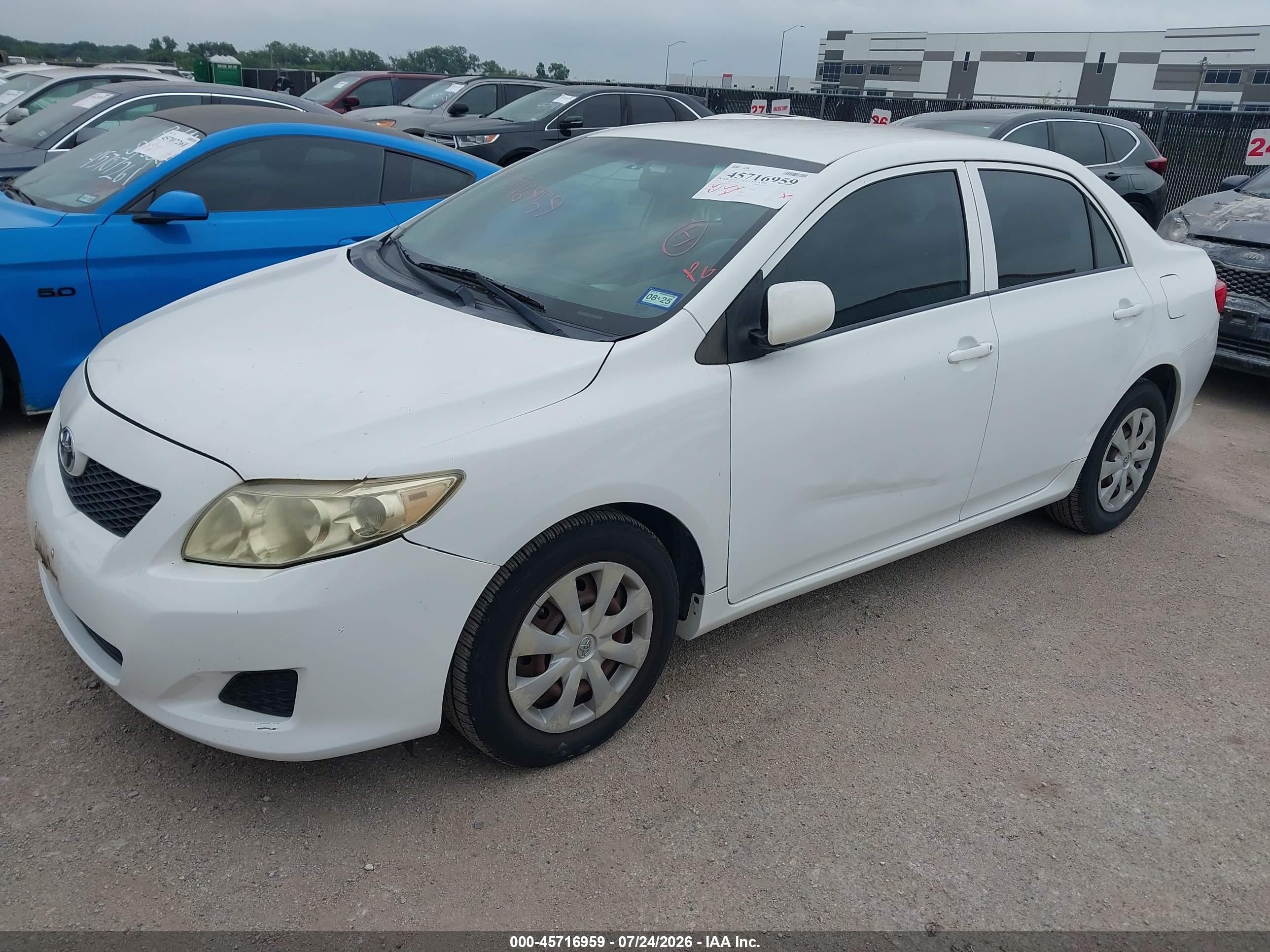 2010 Toyota Corolla Le White vin: JTDBU4EE7A9098787