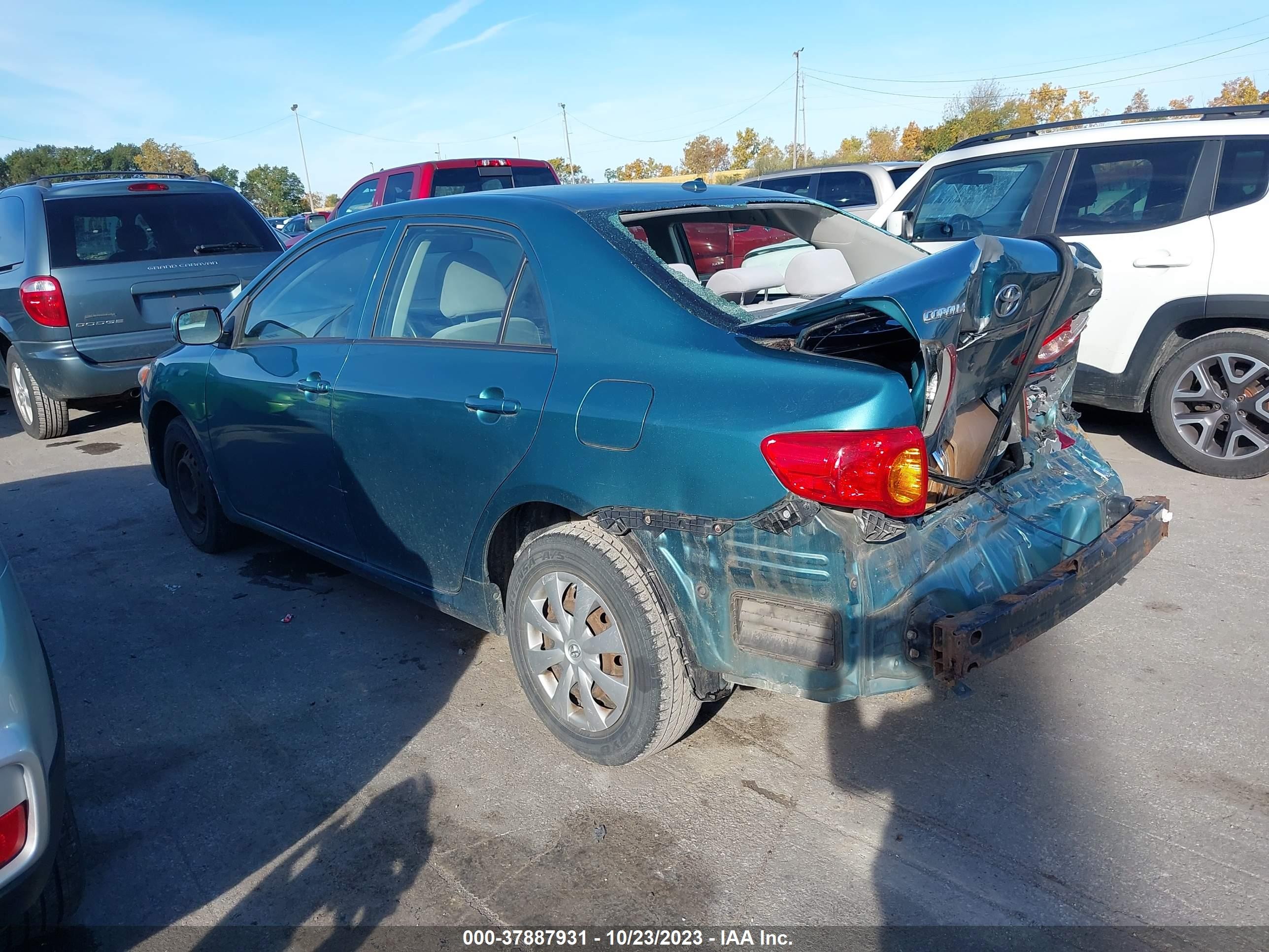2010 Toyota Corolla Le Turquoise vin: JTDBU4EE7A9111750