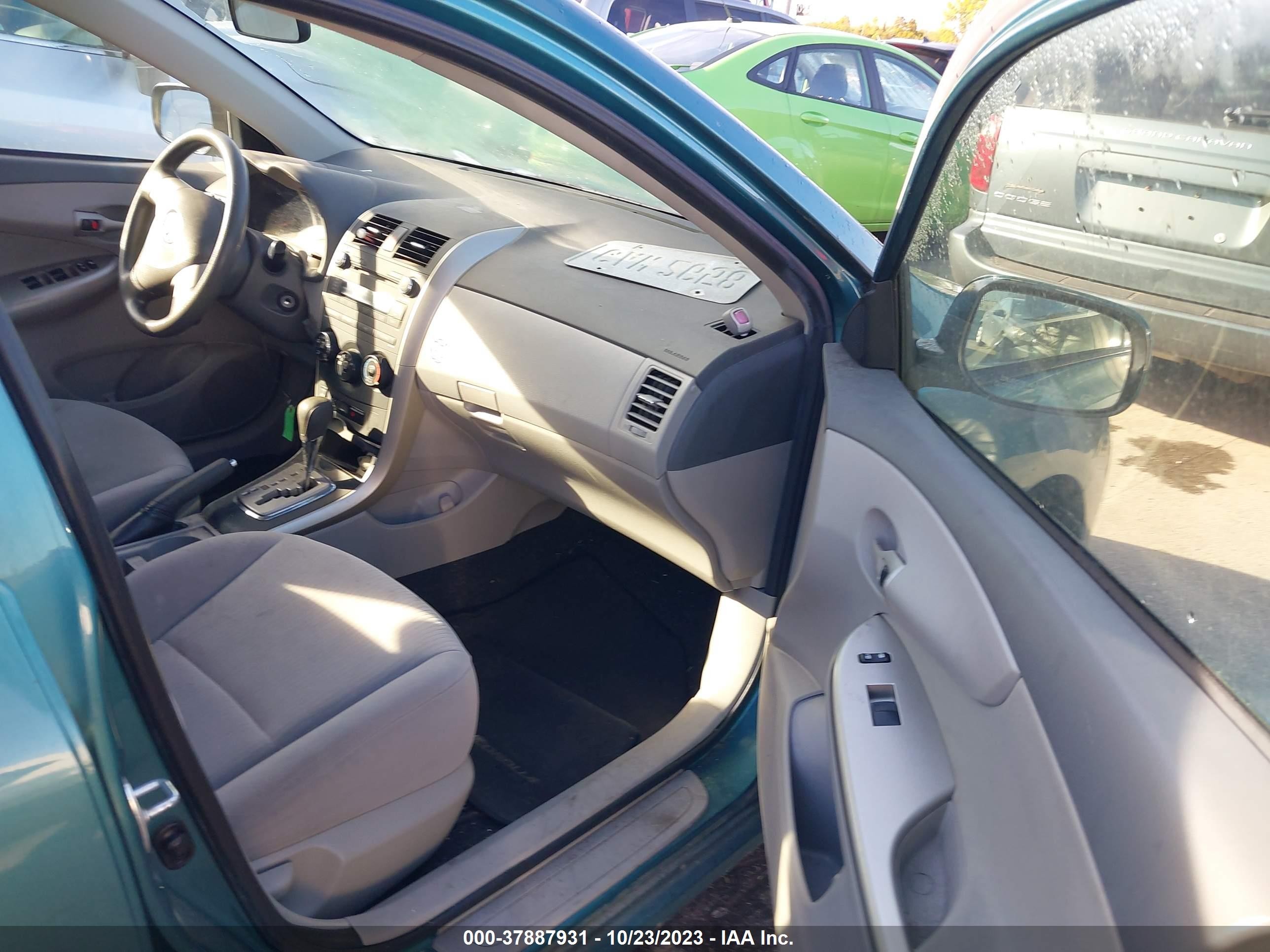 2010 Toyota Corolla Le Turquoise vin: JTDBU4EE7A9111750