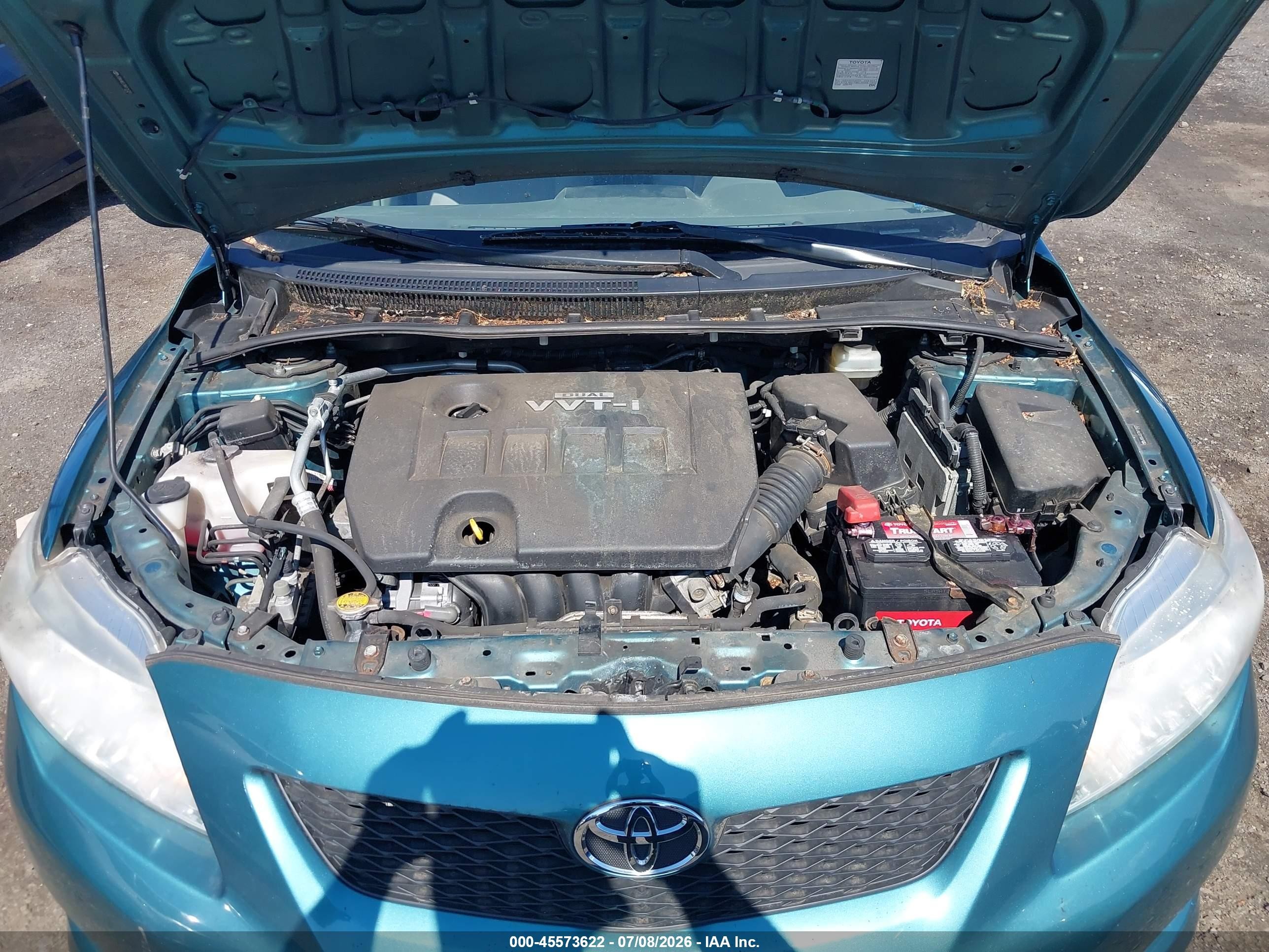 2010 Toyota Corolla Le Blue vin: JTDBU4EE7A9115331