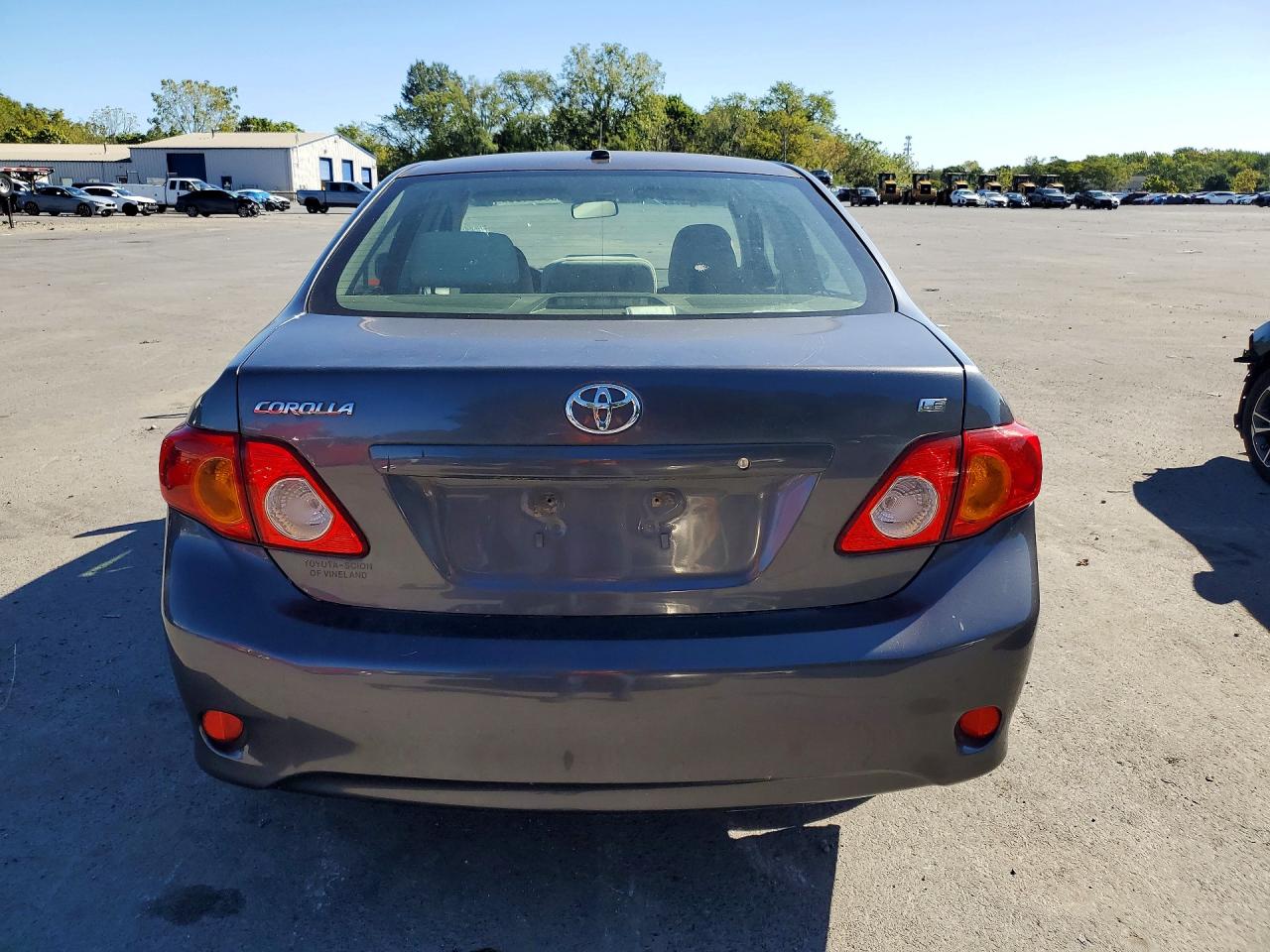 2010 Toyota Corolla Le Gray vin: JTDBU4EE7A9118049