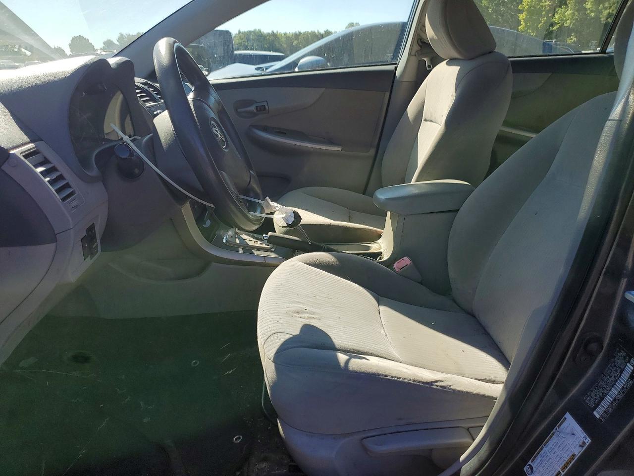 2010 Toyota Corolla Le Gray vin: JTDBU4EE7A9118049
