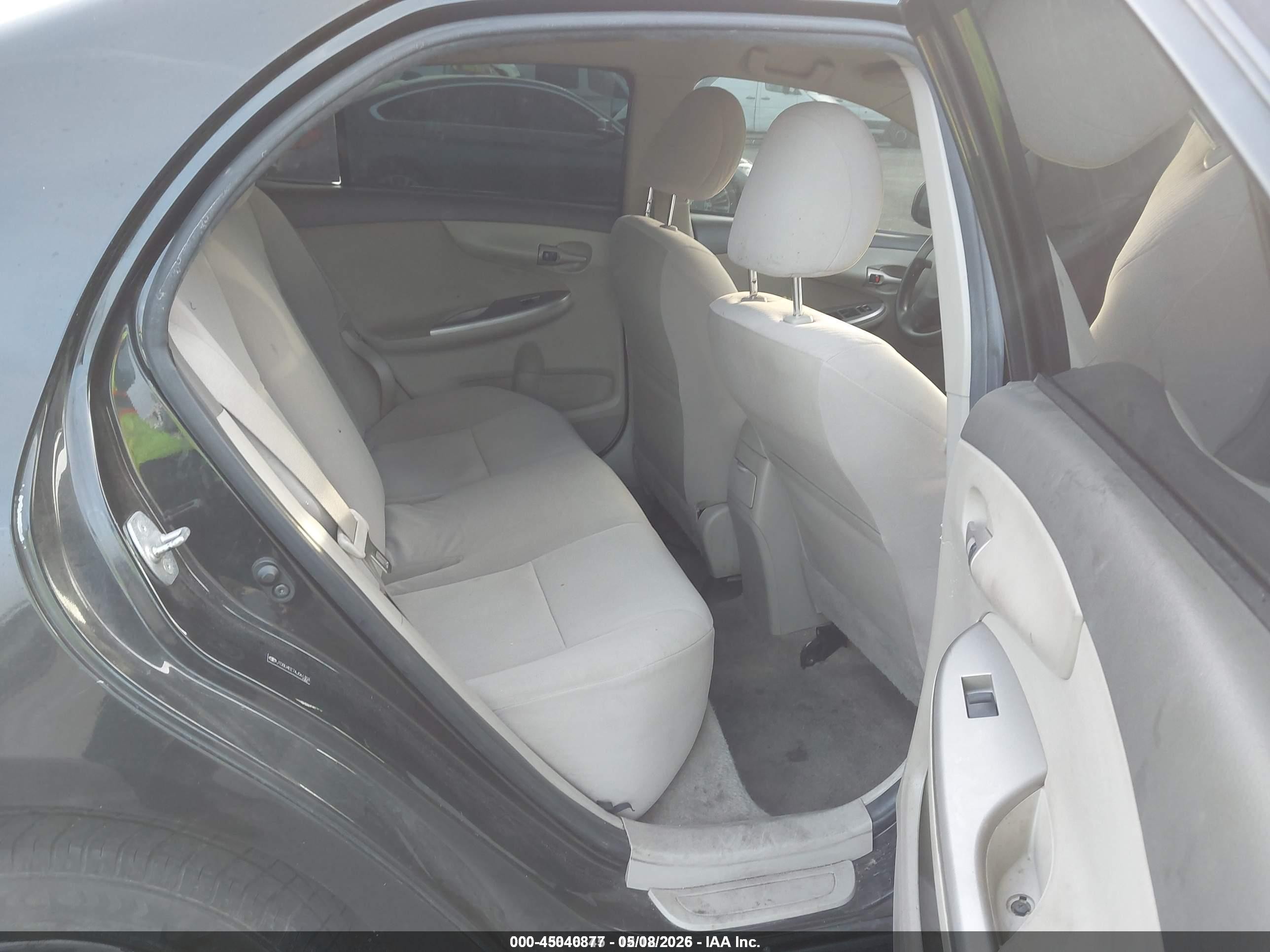 2010 Toyota Corolla Le Black vin: JTDBU4EE7AJ061303