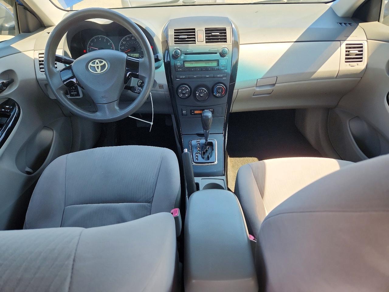2010 Toyota Corolla Le Синий vin: JTDBU4EE7AJ081566