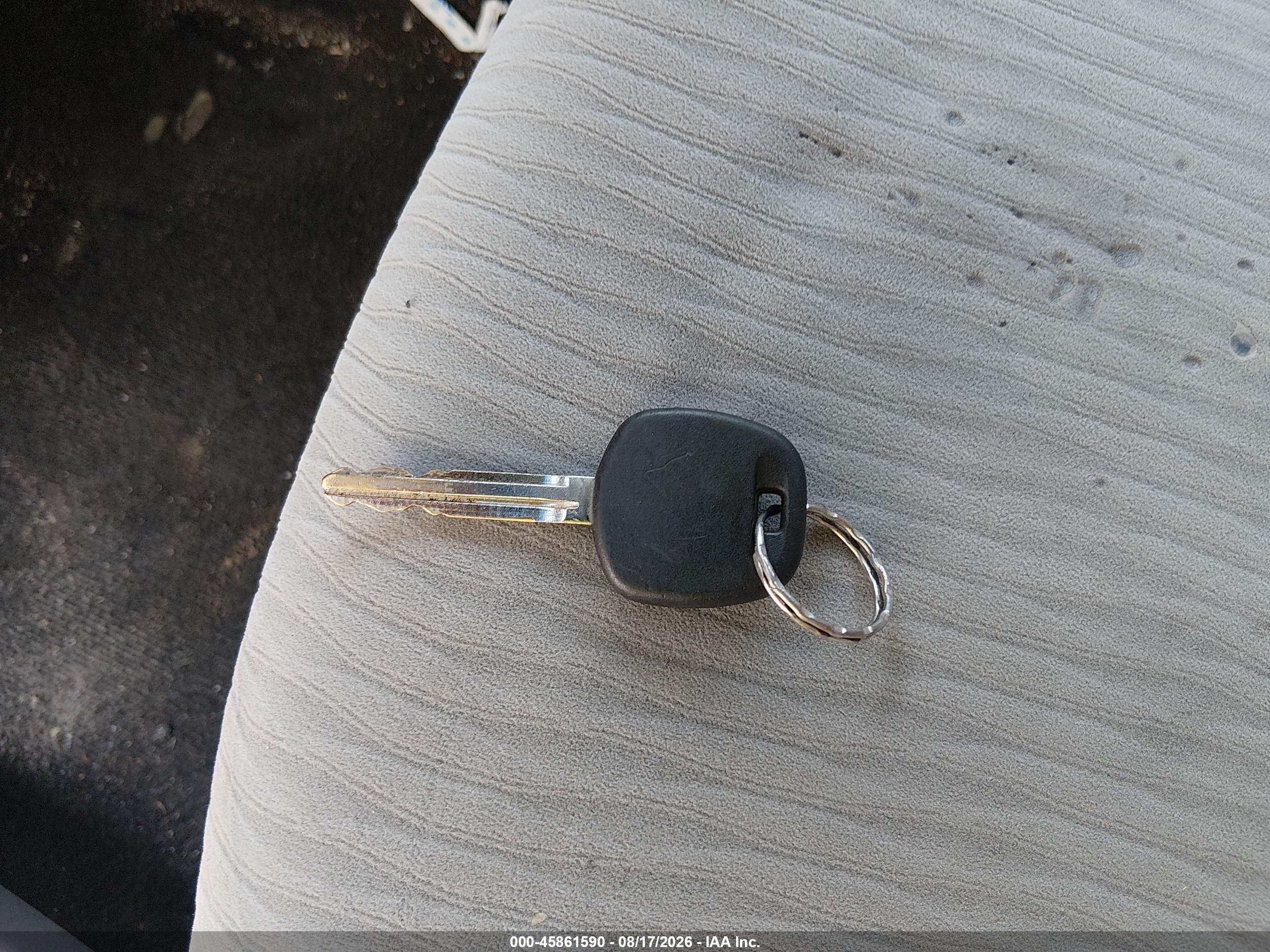 2010 Toyota Corolla Le Silver vin: JTDBU4EE7AJ083897