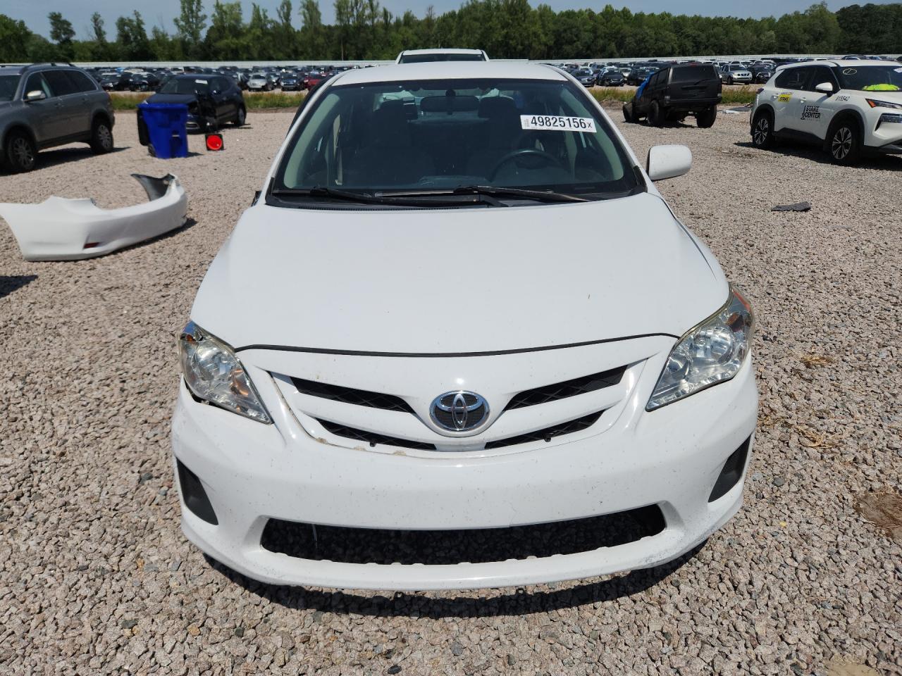 2011 Toyota Corolla Le White vin: JTDBU4EE7B9149481